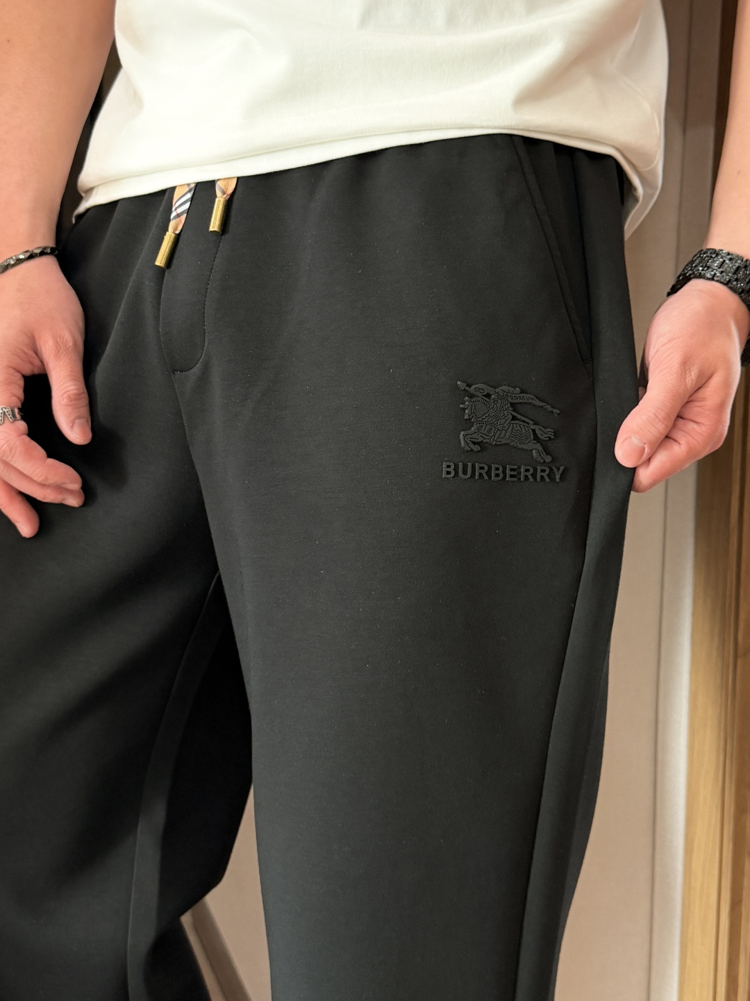 🌟BUR 2026春夏新款铜氨丝莫代尔空气层休闲卫裤，裤身上刺绣标志性品牌标识，客供定制品牌刻印五金配件