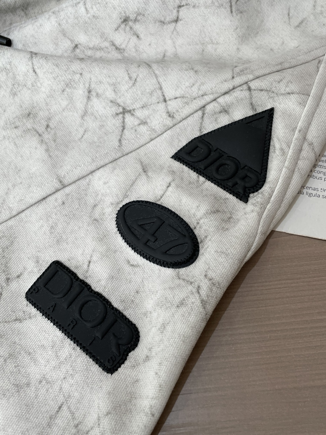 Dior 2026最新系列男士休闲裤！采用客供弹力柔棉材质，柔软细腻，手感绝佳！品牌格调一览无余！极简主