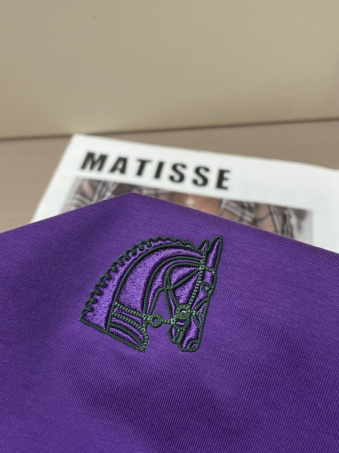 2026ss 夏季新款 H家男士 圆领T恤短袖胸前H家最新图案 采用新工艺 高周波工艺！以经典H家丝线勾