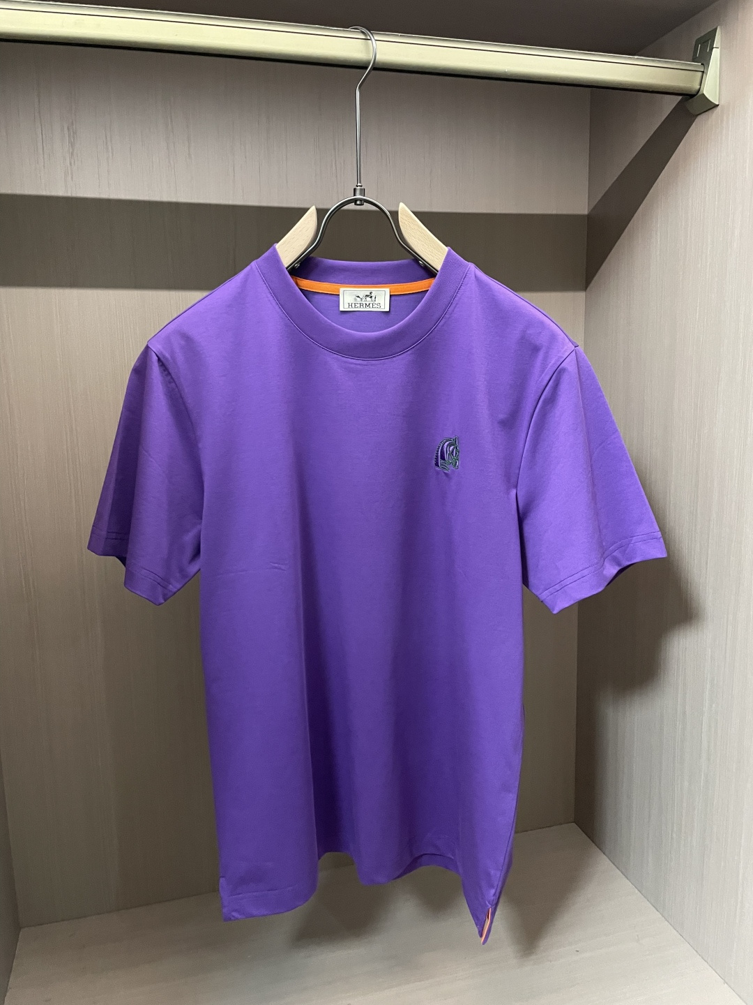 2026ss 夏季新款 H家男士 圆领T恤短袖胸前H家最新图案 采用新工艺 高周波工艺！以经典H家丝线勾