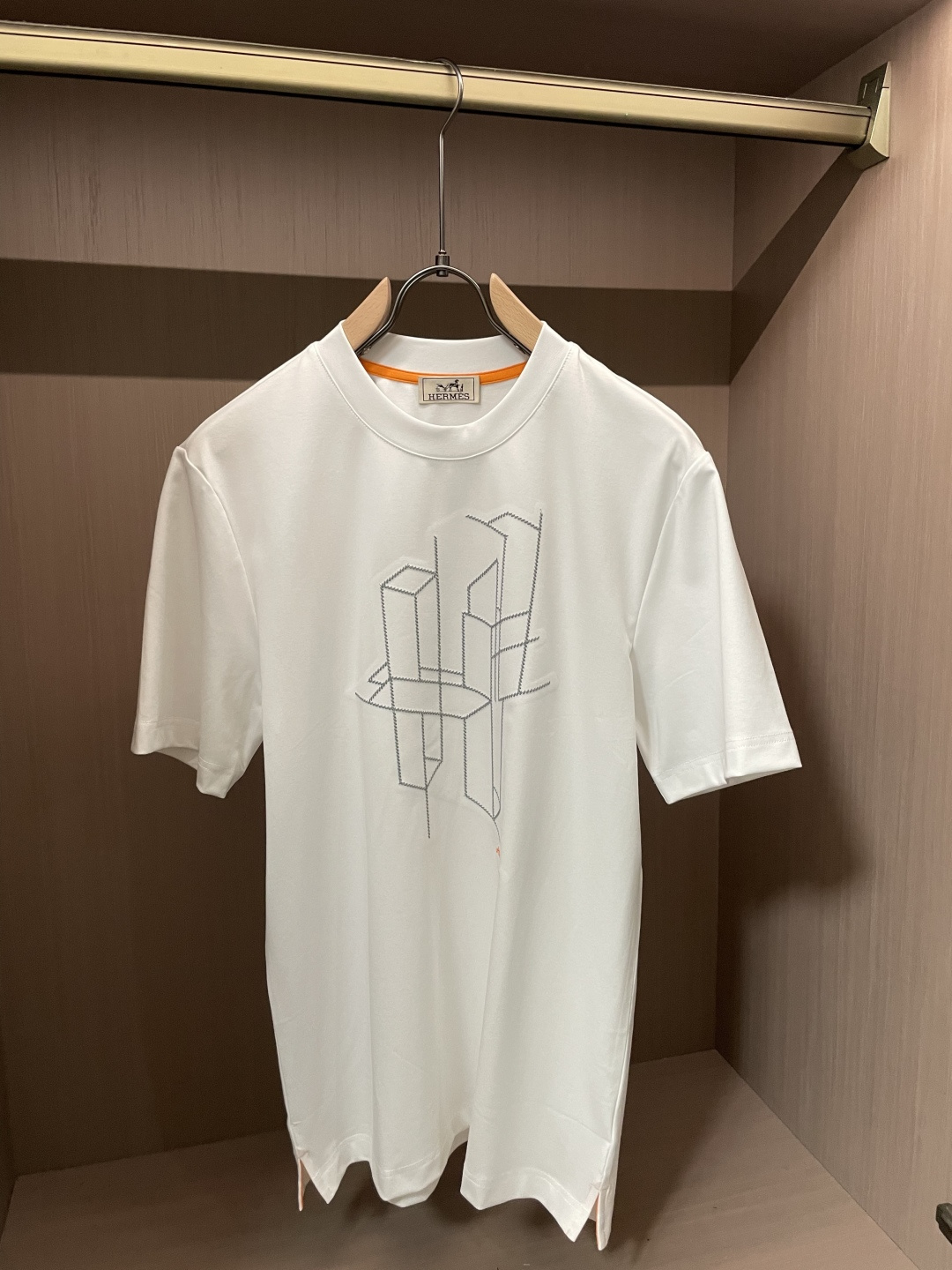 2026ss 夏季新款 H家男士 圆领棉质短袖T恤线条勾勒的优雅，真正的奢侈，是把匠心穿在身上。这件T恤