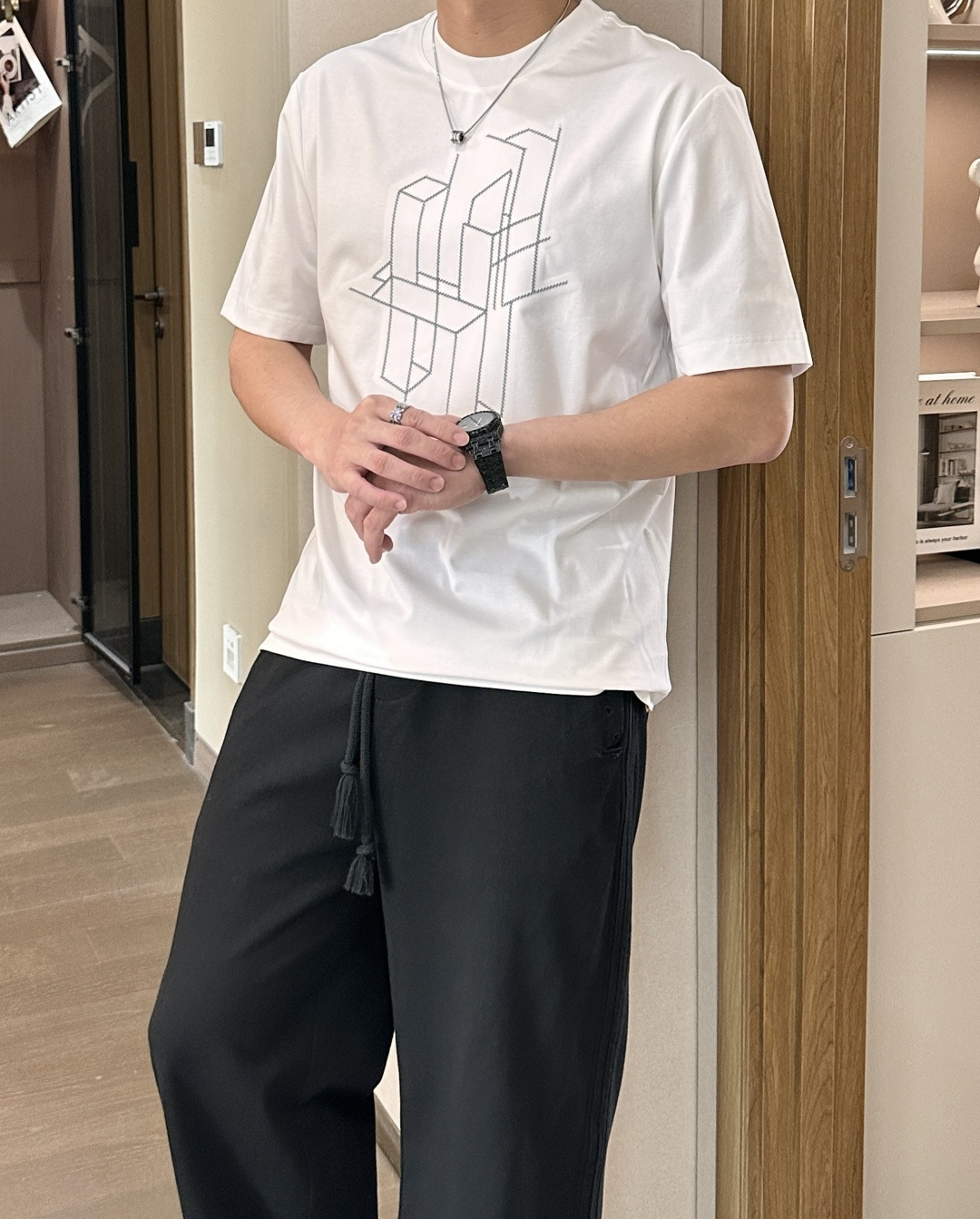 2026ss 夏季新款 H家男士 圆领棉质短袖T恤线条勾勒的优雅，真正的奢侈，是把匠心穿在身上。这件T恤