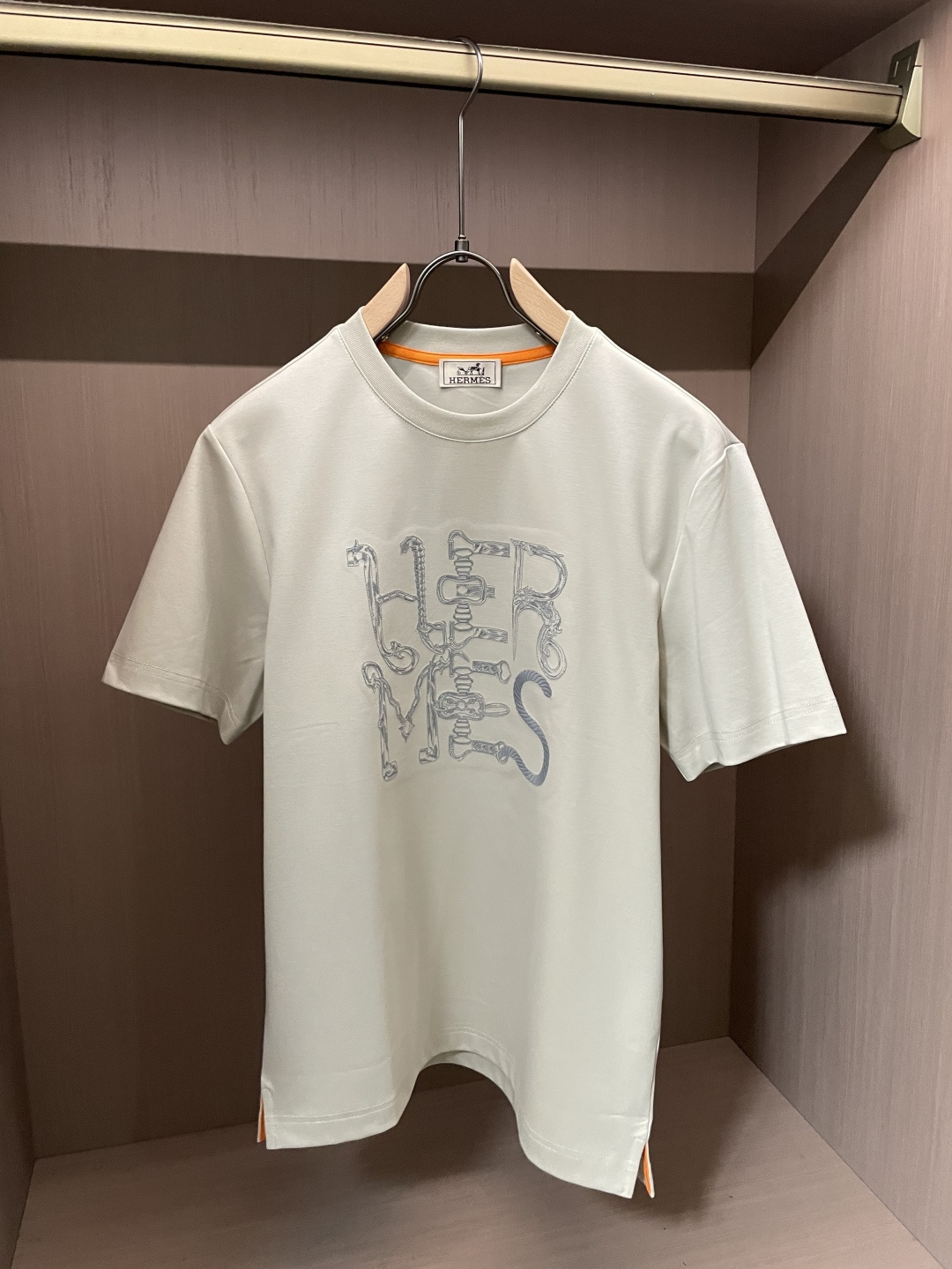 爱🐎仕 2026春夏新款男士短袖T恤，全新升级百搭基础款，低调奢华，品格之选！甄选进口丝光棉打造而成，吸