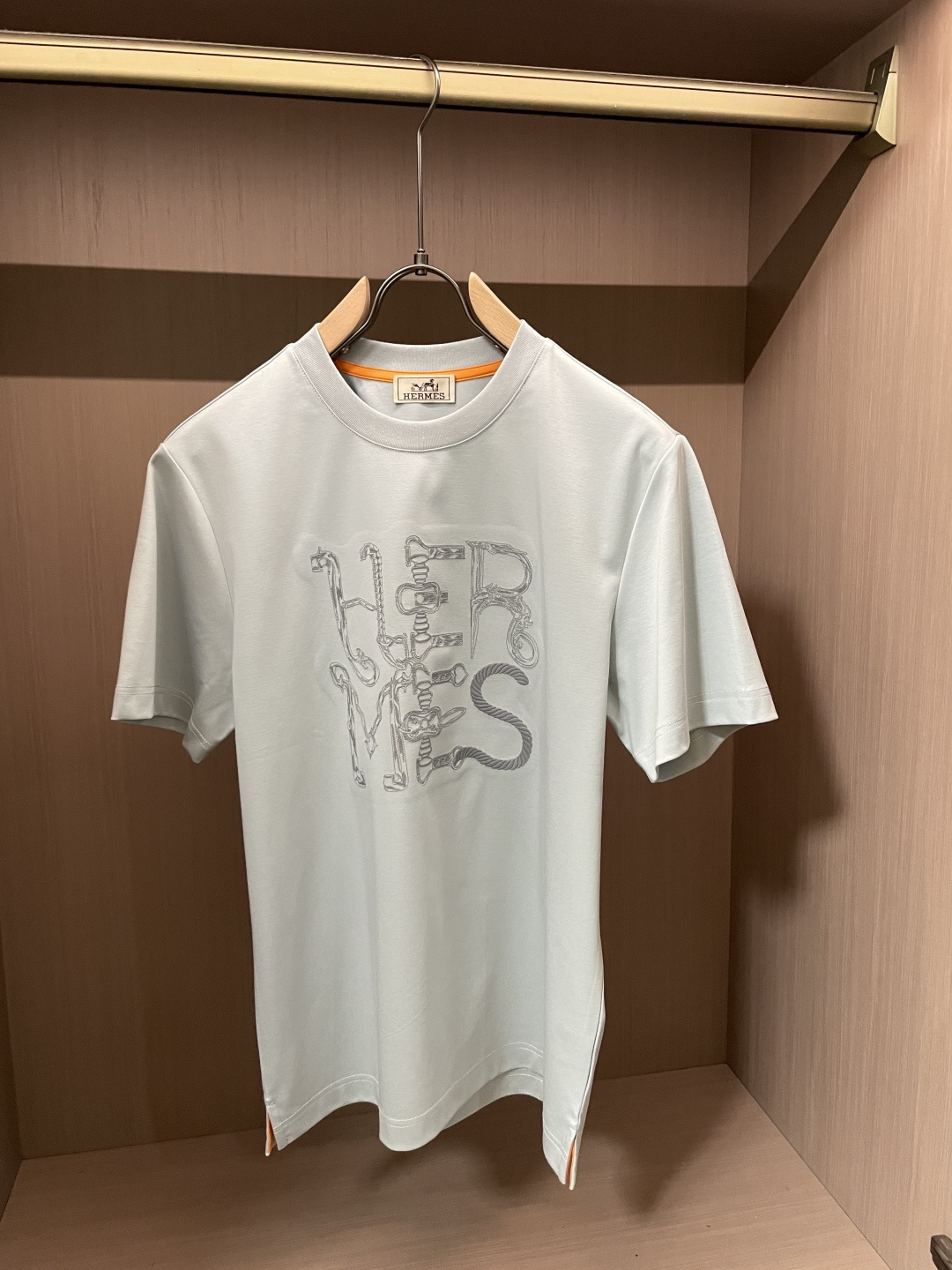 爱🐎仕 2026春夏新款男士短袖T恤，全新升级百搭基础款，低调奢华，品格之选！甄选进口丝光棉打造而成，吸