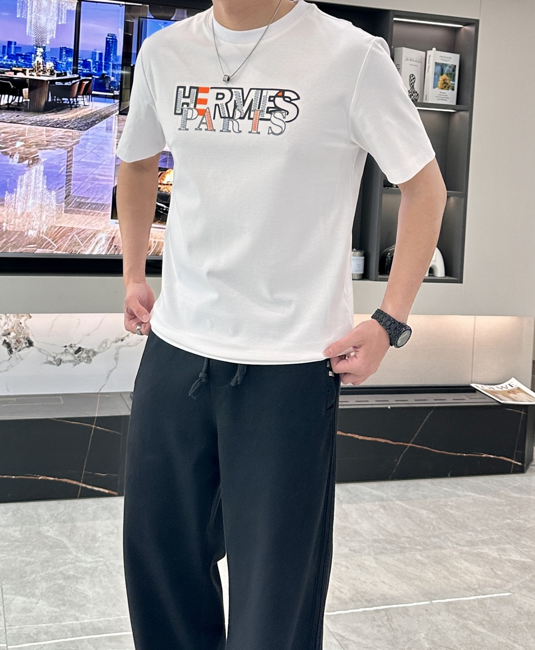 2026年夏季新款 短袖T恤 爱🐎仕风轻奢短袖｜把巴黎的高级感穿在身上胸口叠印的“HER*ÈS PARI
