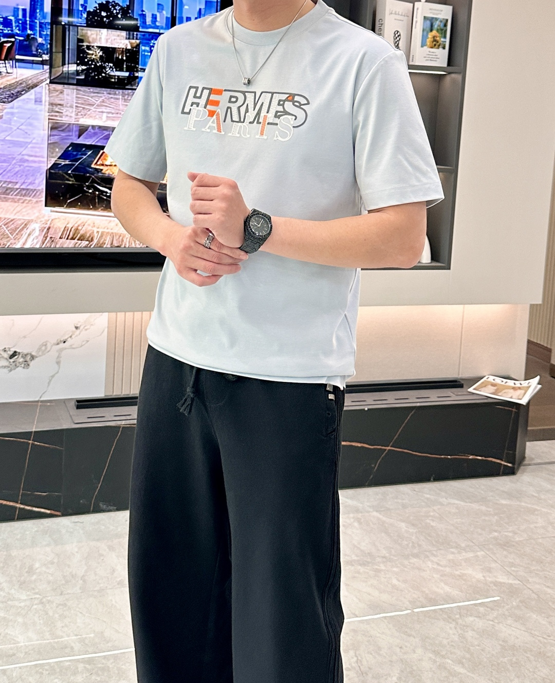 2026年夏季新款 短袖T恤 爱🐎仕风轻奢短袖｜把巴黎的高级感穿在身上胸口叠印的“HER*ÈS PARI