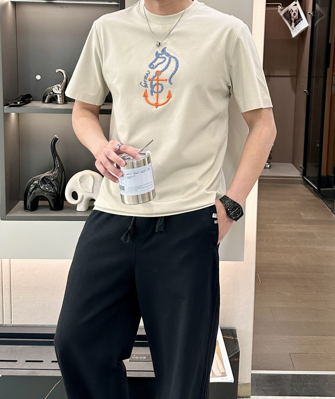 2026春夏新款Herm*s骏马头T恤，把马术精神的优雅织进日常，定制60支双股丝光棉，自带绸缎般光泽，
