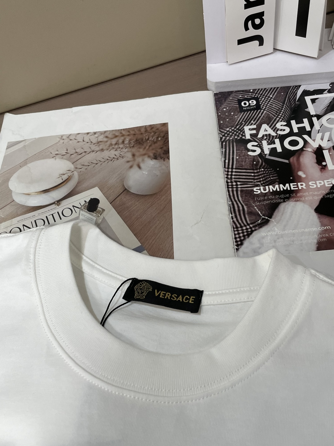 范思 哲 官网同款 官网同款 官网同款⚠️重磅推荐！2026ss夏装新品 专柜在售 最新系列图案logo