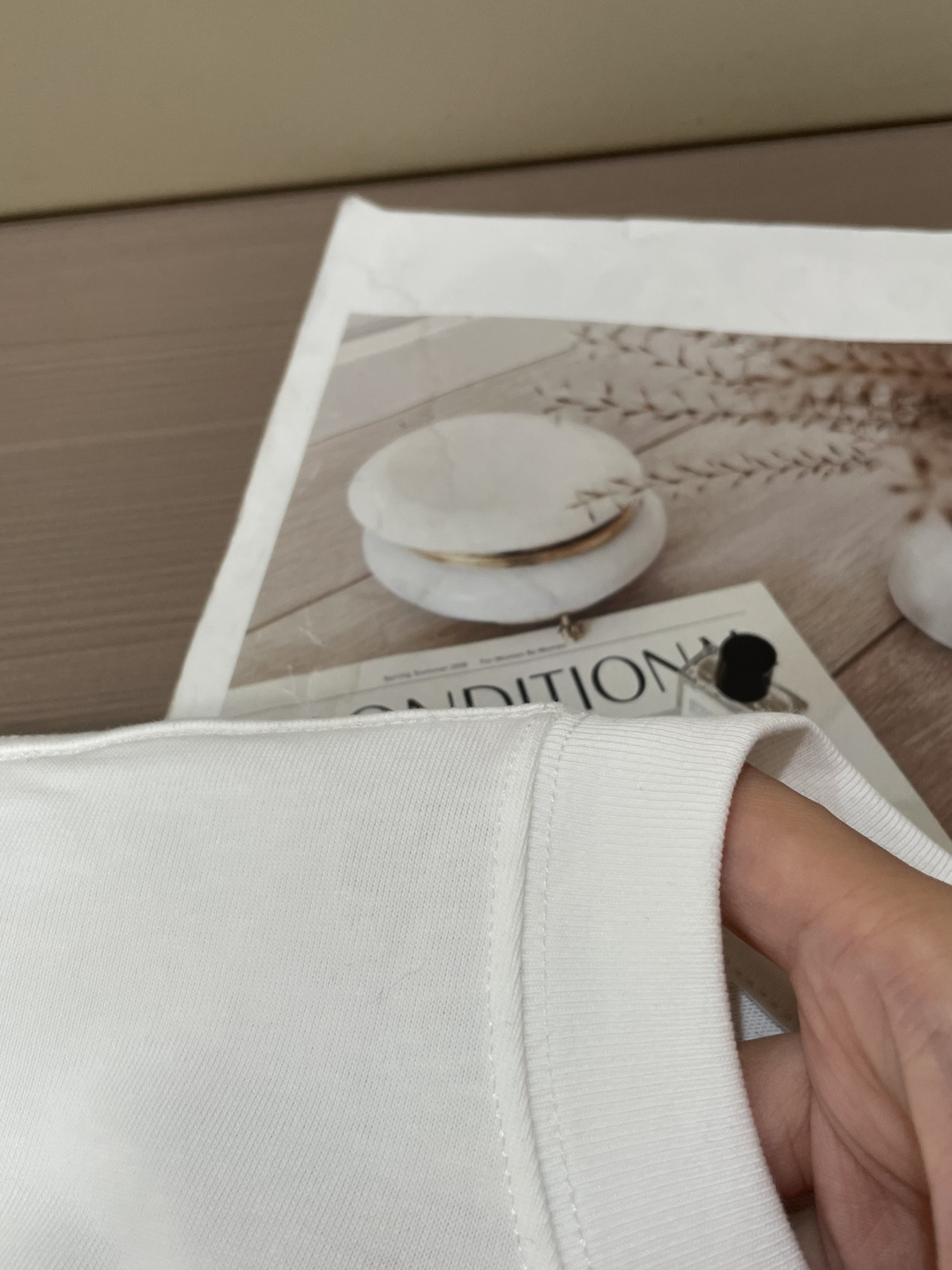 D奥 官网同款 官网同款 官网同款⚠️重磅推荐！2026ss夏装新品 专柜在售 最新系列图案logo短袖