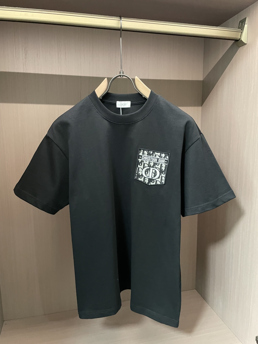 D奥 官网同款 官网同款 官网同款⚠️重磅推荐！2026ss夏装新品 专柜在售 最新系列图案logo短袖