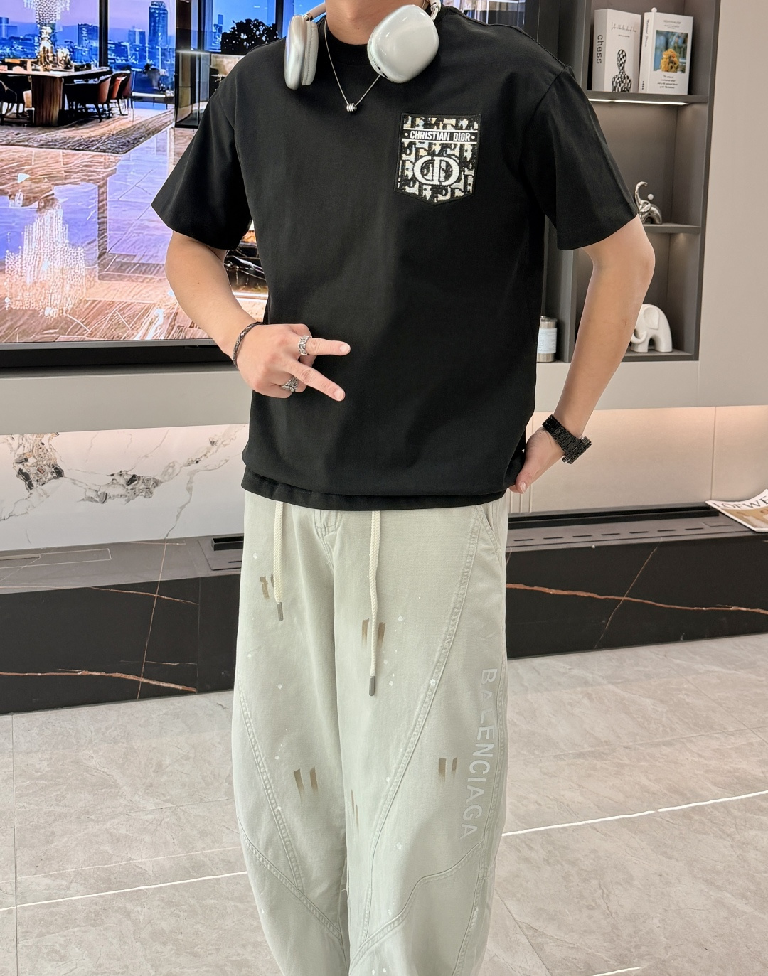 D奥 官网同款 官网同款 官网同款⚠️重磅推荐！2026ss夏装新品 专柜在售 最新系列图案logo短袖