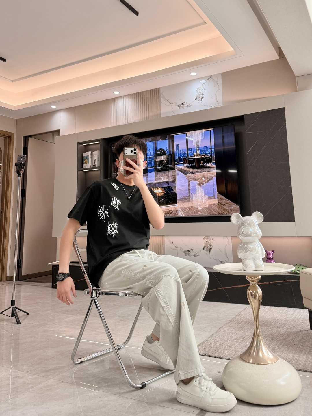 L v 官网同款 官网同款 官网同款⚠️重磅推荐！2026ss夏装新品 专柜在售 最新系列图案logo短