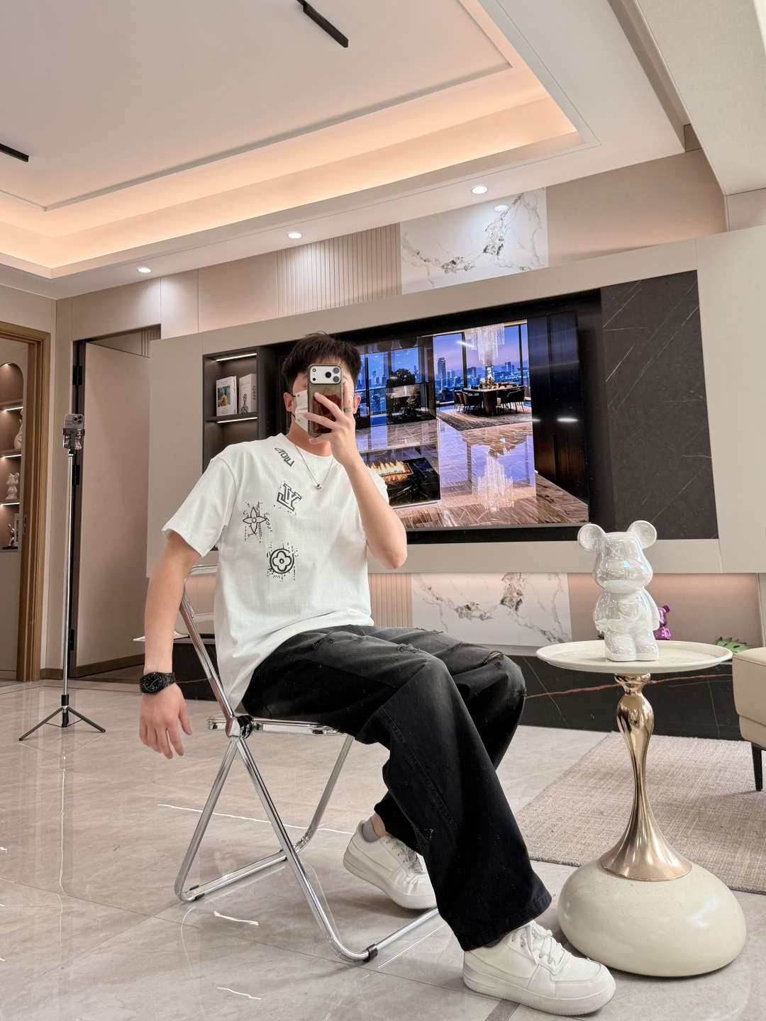 L v 官网同款 官网同款 官网同款⚠️重磅推荐！2026ss夏装新品 专柜在售 最新系列图案logo短