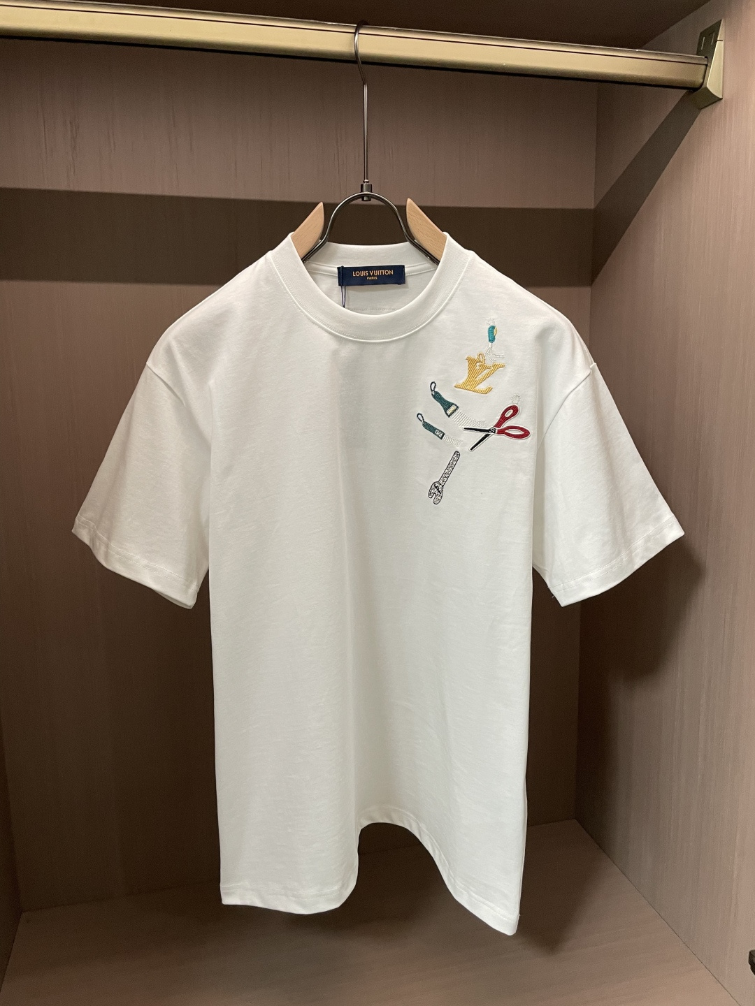 驴家 官网同款 官网同款 官网同款⚠️重磅推荐！2026ss夏装新品 专柜在售 最新系列图案logo短袖