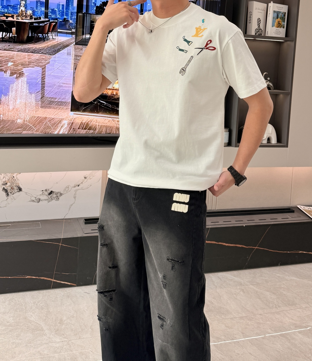 驴家 官网同款 官网同款 官网同款⚠️重磅推荐！2026ss夏装新品 专柜在售 最新系列图案logo短袖