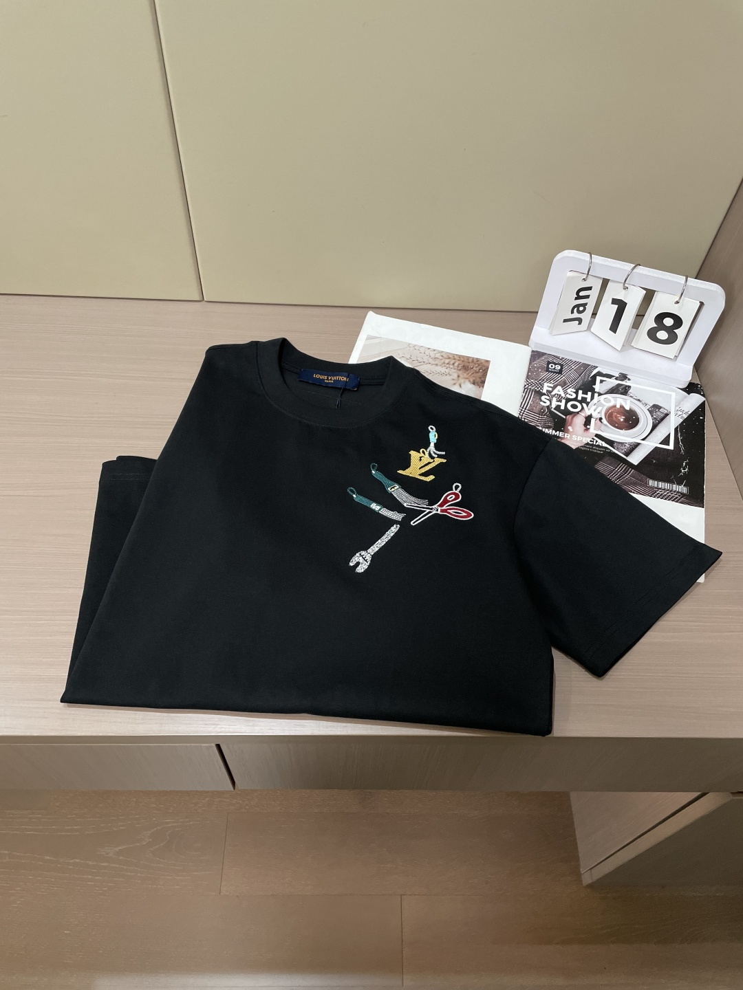 驴家 官网同款 官网同款 官网同款⚠️重磅推荐！2026ss夏装新品 专柜在售 最新系列图案logo短袖