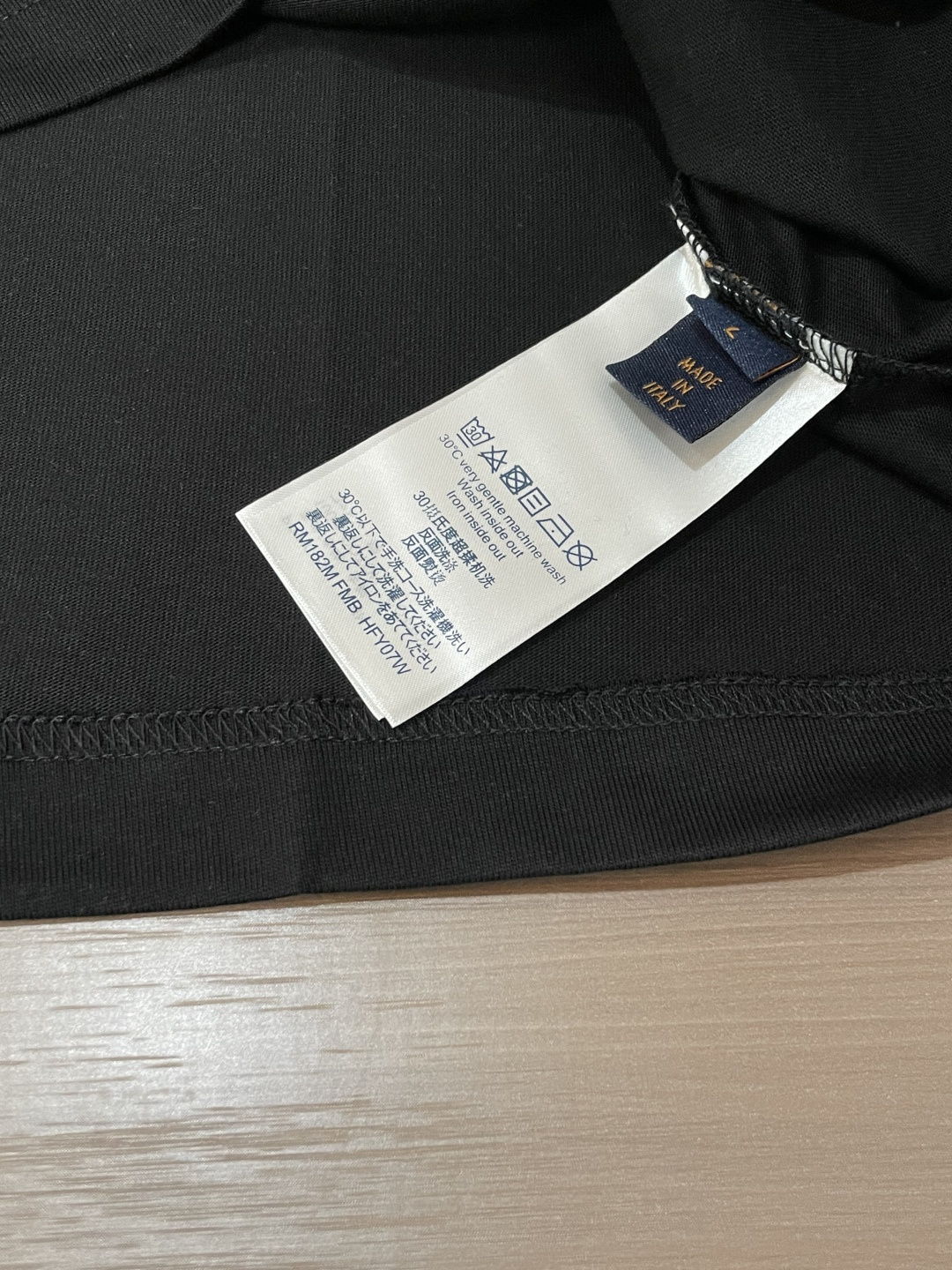 驴家 2026春夏新款首发专柜最新款短袖圆领T恤 高端订制 设计前卫时尚！品牌logo重工艺设计 高端定