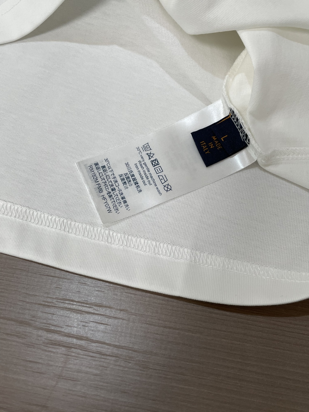 驴家 2026春夏新款首发专柜最新款短袖圆领T恤 高端订制 设计前卫时尚！品牌logo重工艺设计 高端定