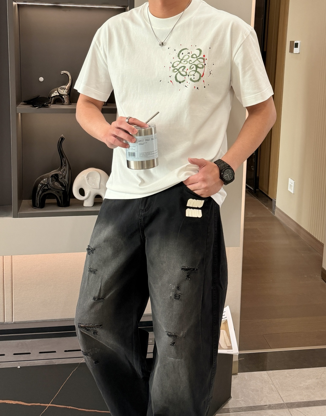 Loewe 2026春夏新款首发专柜最新款短袖圆领T恤 高端订制 设计前卫时尚！品牌logo重工艺设计 