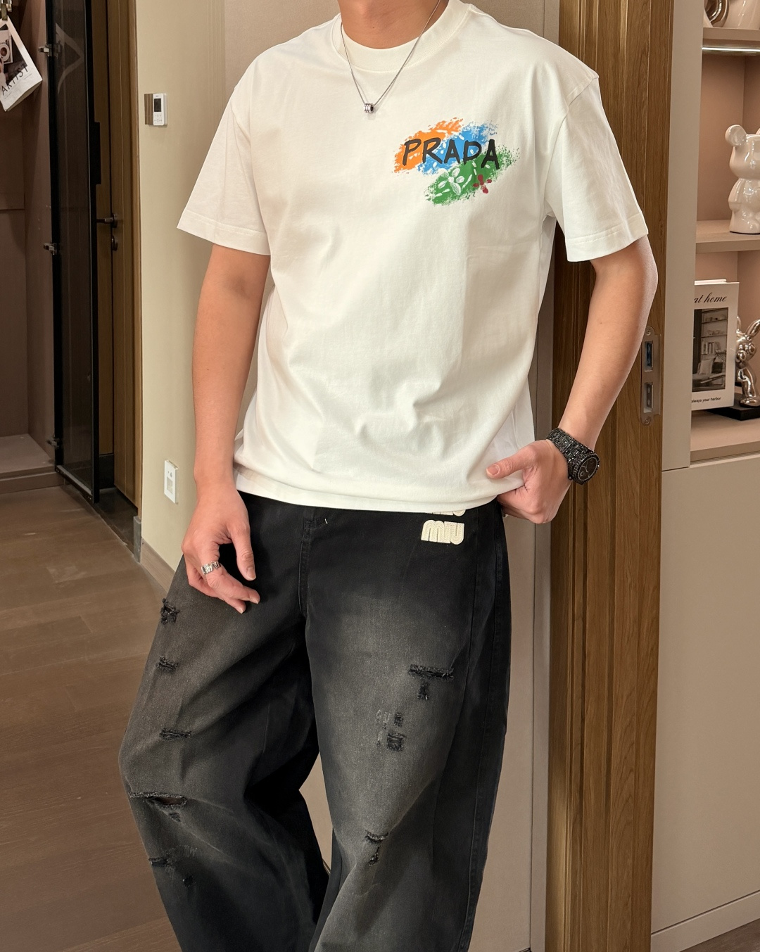 PR 2026春夏新款首发专柜最新款短袖圆领T恤 高端订制 设计前卫时尚！品牌logo重工艺设计 高端定