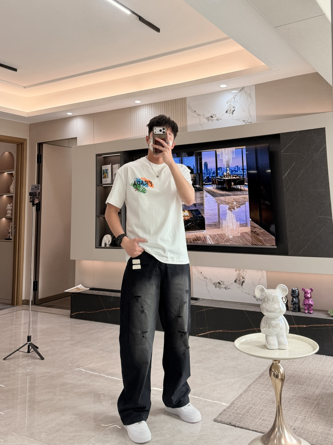 PR 2026春夏新款首发专柜最新款短袖圆领T恤 高端订制 设计前卫时尚！品牌logo重工艺设计 高端定