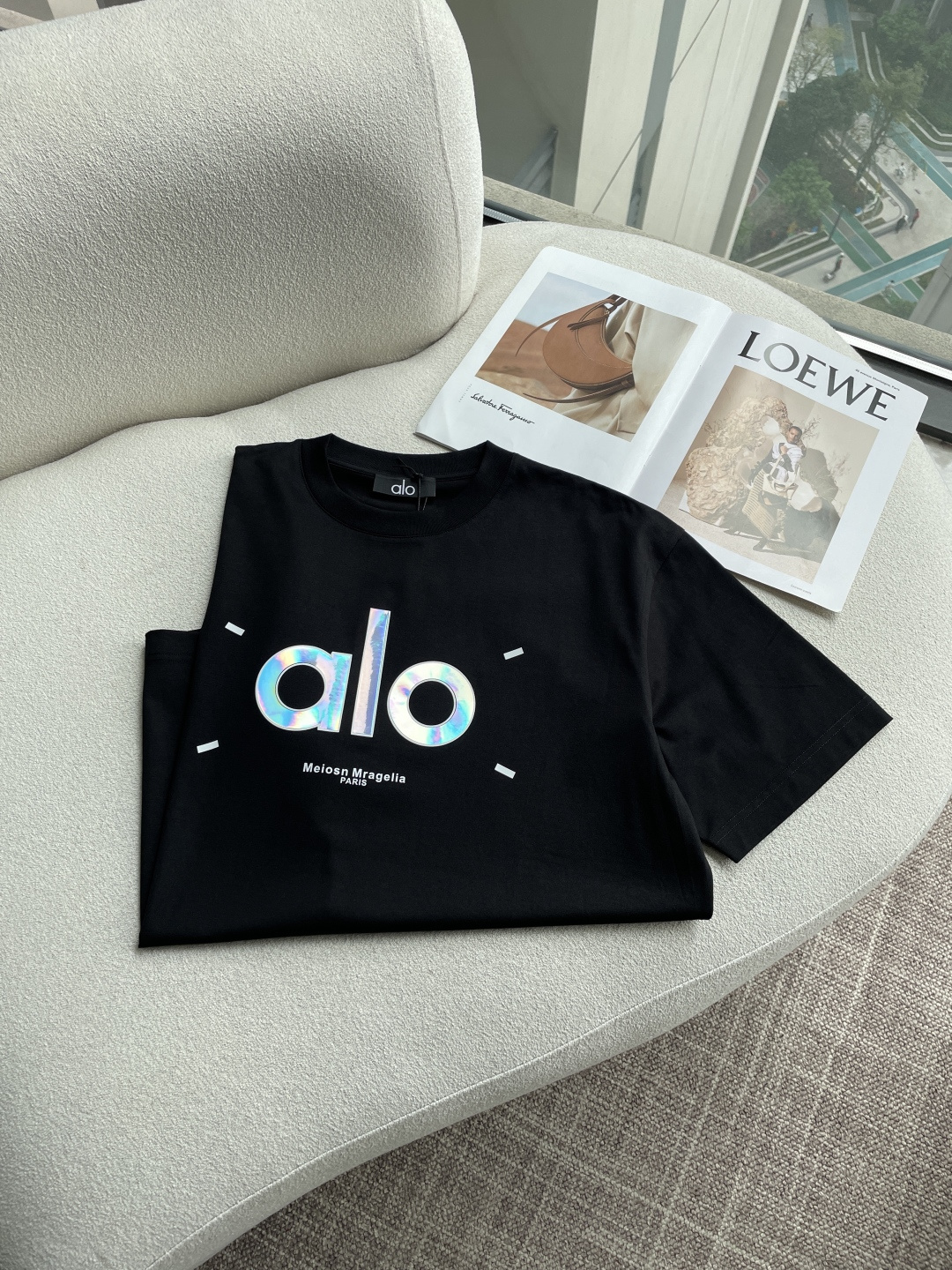 alo 2026春夏新款首发专柜最新款短袖圆领T恤 高端订制 设计前卫时尚！品牌logo重工艺设计 高端