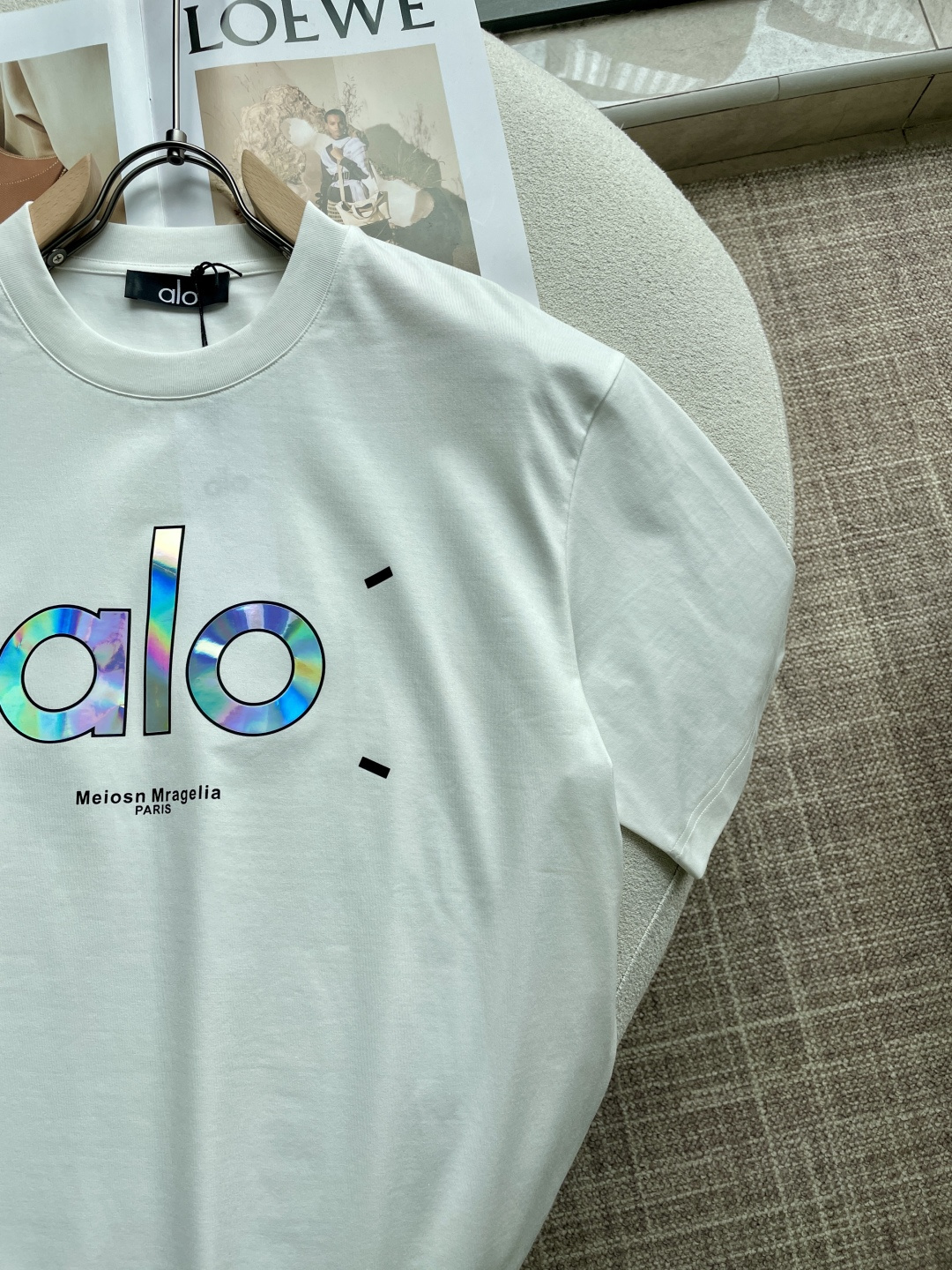 alo 2026春夏新款首发专柜最新款短袖圆领T恤 高端订制 设计前卫时尚！品牌logo重工艺设计 高端