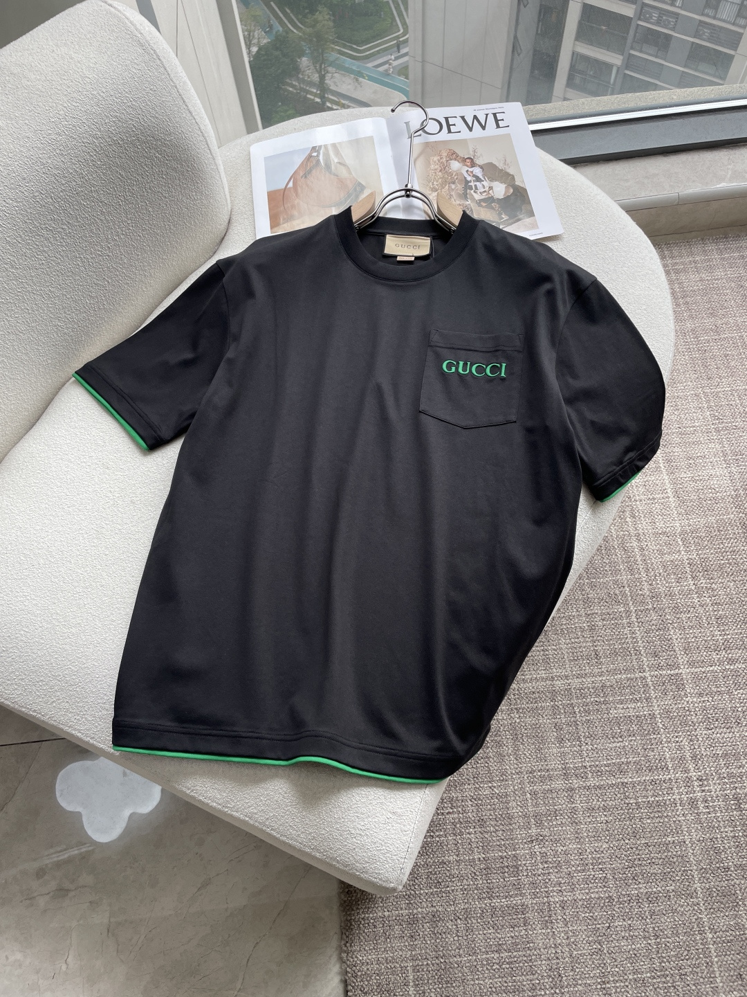 GUCC 2026春夏新款首发专柜最新款短袖圆领T恤 高端订制 设计前卫时尚！品牌logo重工艺设计 高