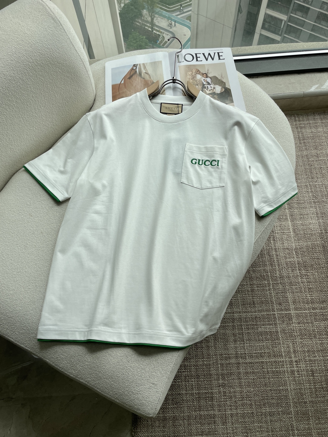 GUCC 2026春夏新款首发专柜最新款短袖圆领T恤 高端订制 设计前卫时尚！品牌logo重工艺设计 高