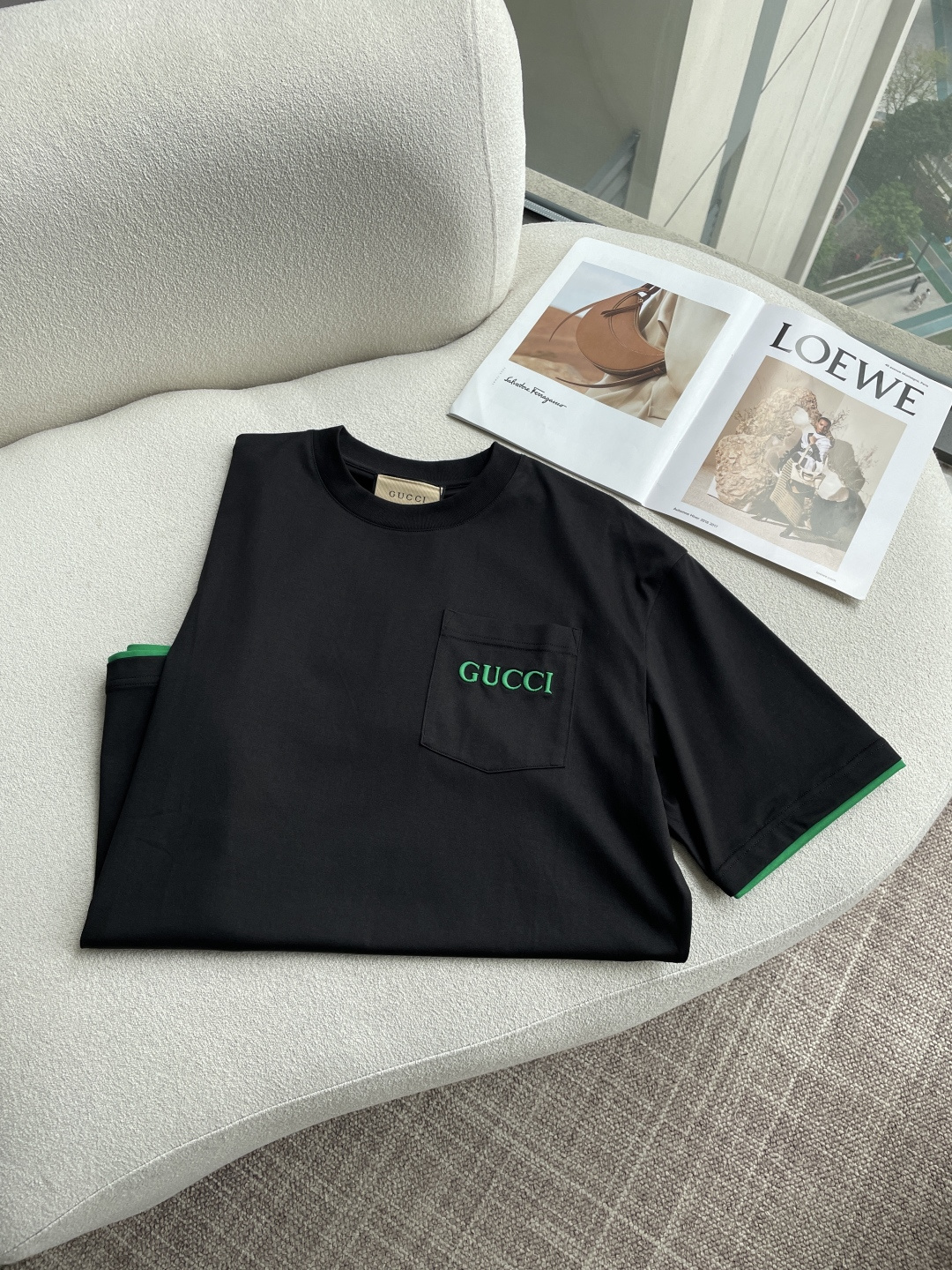 GUCC 2026春夏新款首发专柜最新款短袖圆领T恤 高端订制 设计前卫时尚！品牌logo重工艺设计 高