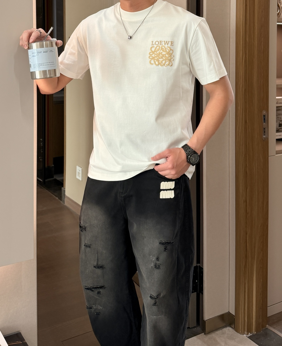 Loewe 2026春夏新款首发专柜最新款短袖圆领T恤 高端订制 设计前卫时尚！品牌logo重工艺设计 