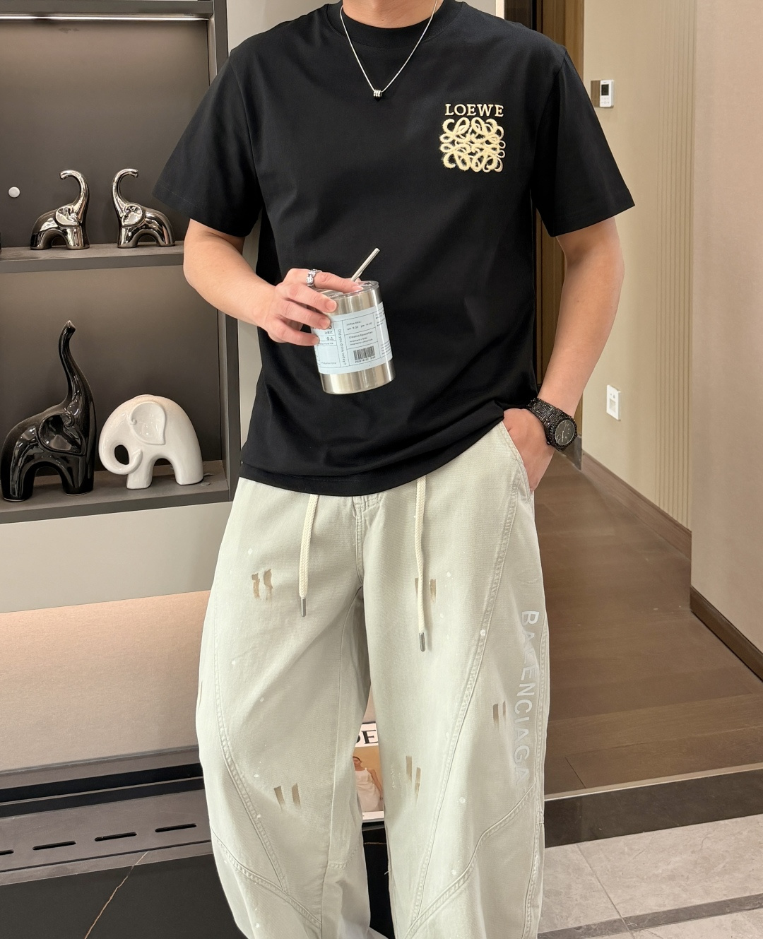 Loewe 2026春夏新款首发专柜最新款短袖圆领T恤 高端订制 设计前卫时尚！品牌logo重工艺设计 