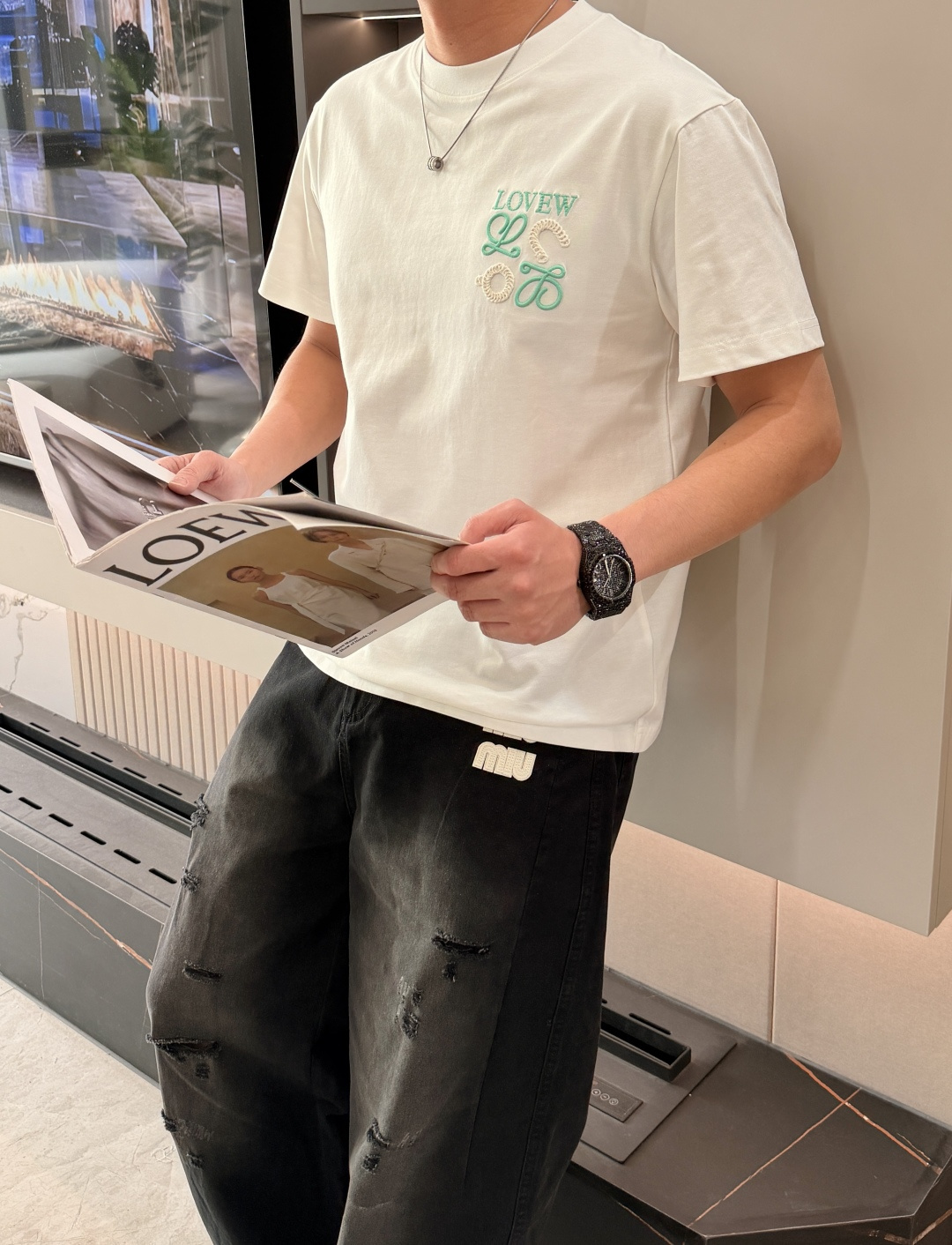 Loewe 2026春夏新款首发专柜最新款短袖圆领T恤 高端订制 设计前卫时尚！品牌logo重工艺设计 