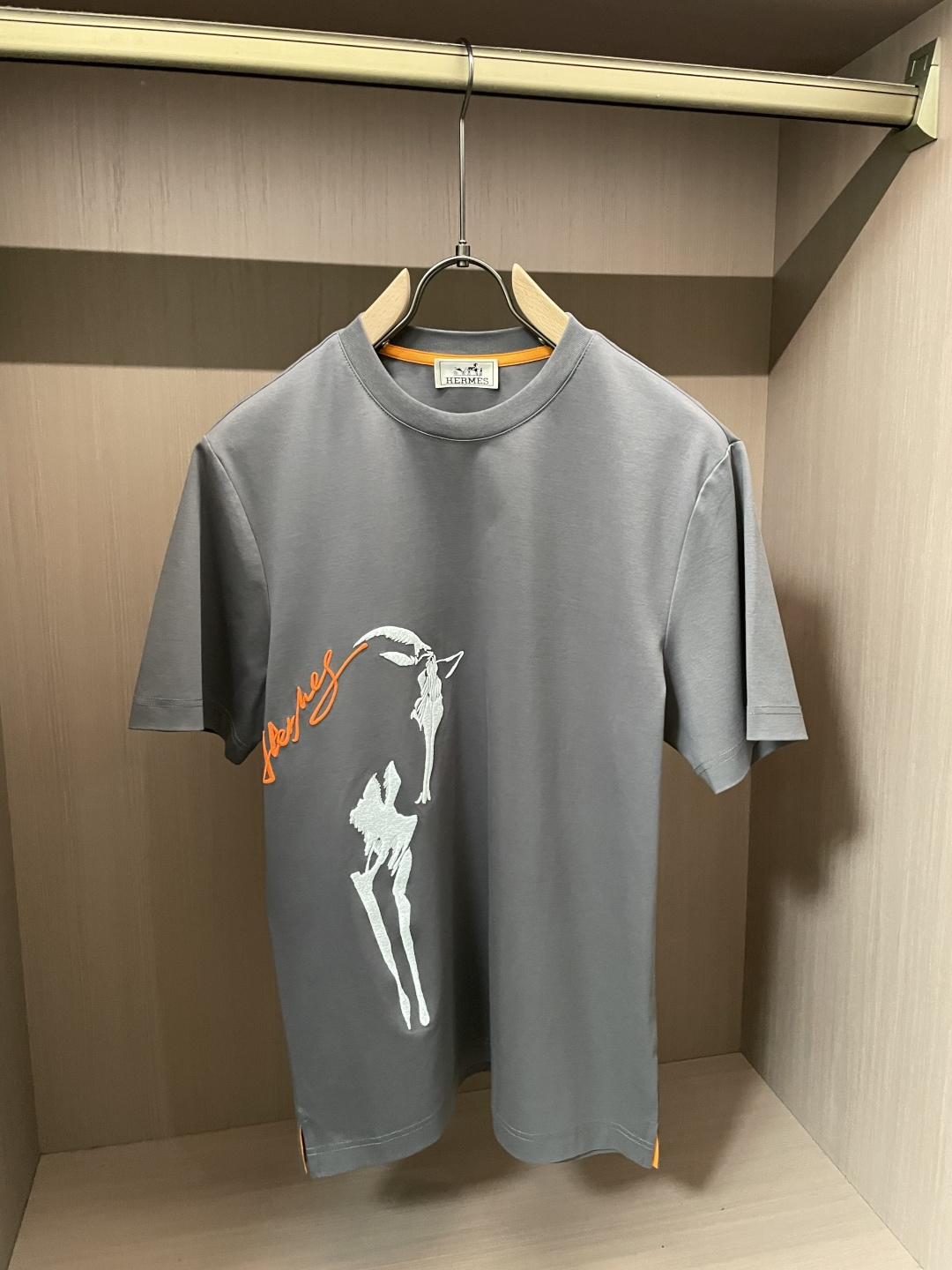 爱🐎仕 2026春夏新款男士短袖T恤，全新升级百搭基础款，低调奢华，品格之选！甄选进口丝光棉打造而成，吸