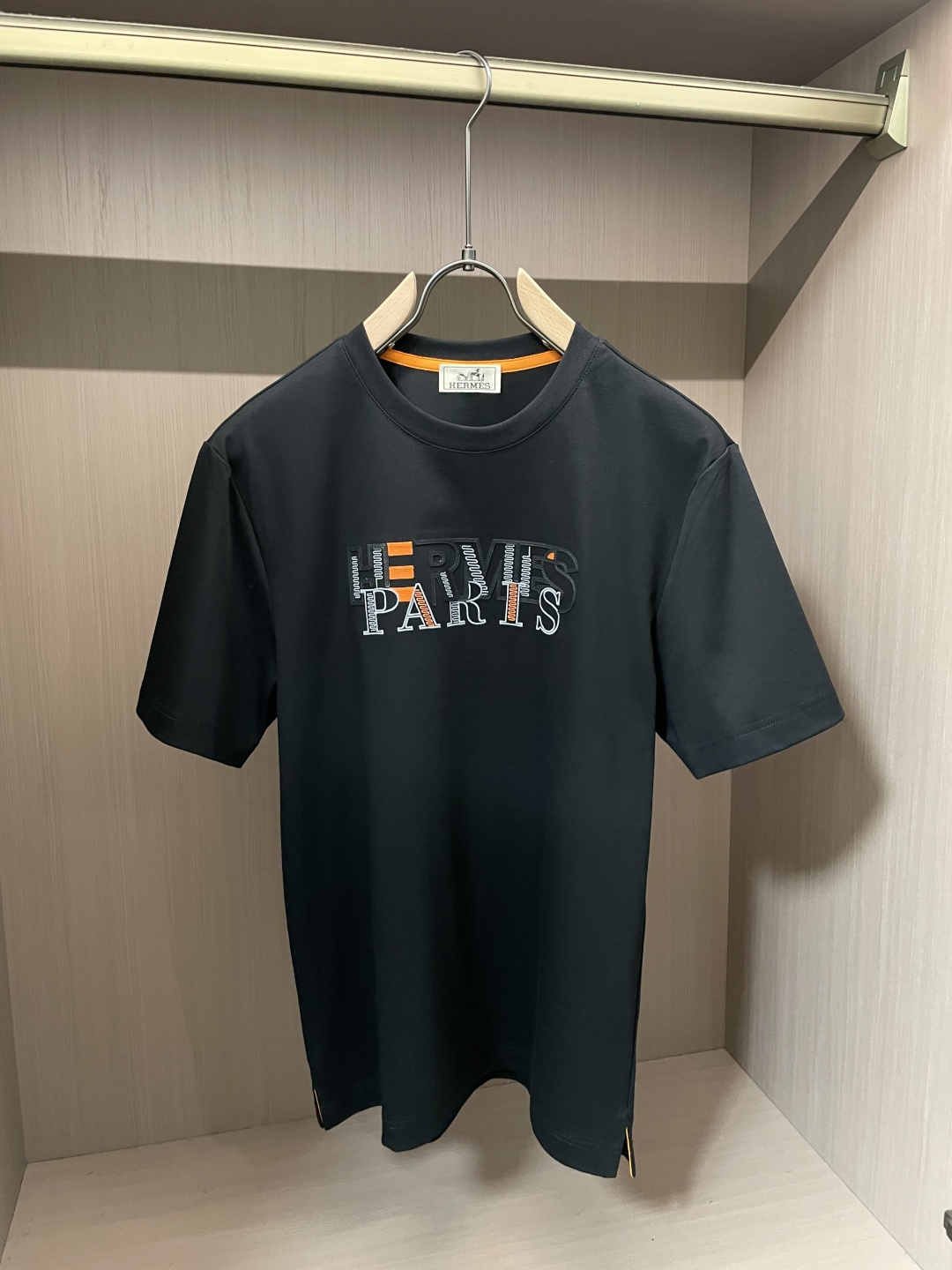爱🐎仕 2026春夏新款男士短袖T恤，全新升级百搭基础款，低调奢华，品格之选！甄选进口丝光棉打造而成，吸
