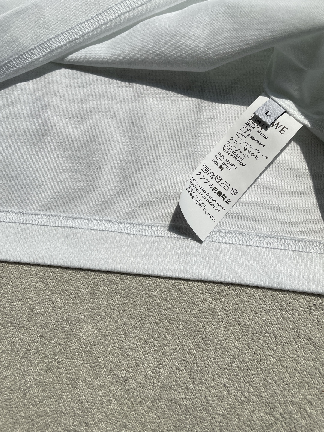 Loewe 2026春夏新款首发专柜最新款短袖圆领T恤 高端订制 设计前卫时尚！品牌logo重工艺设计 