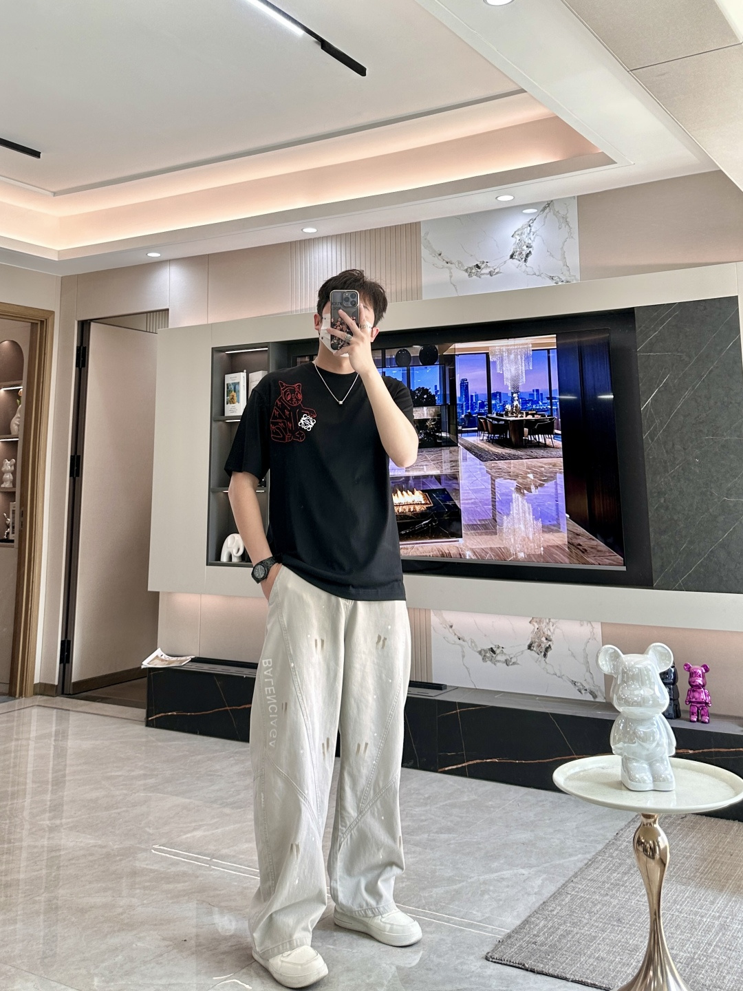 Loewe 2026春夏新款首发专柜最新款短袖圆领T恤 高端订制 设计前卫时尚！品牌logo重工艺设计 