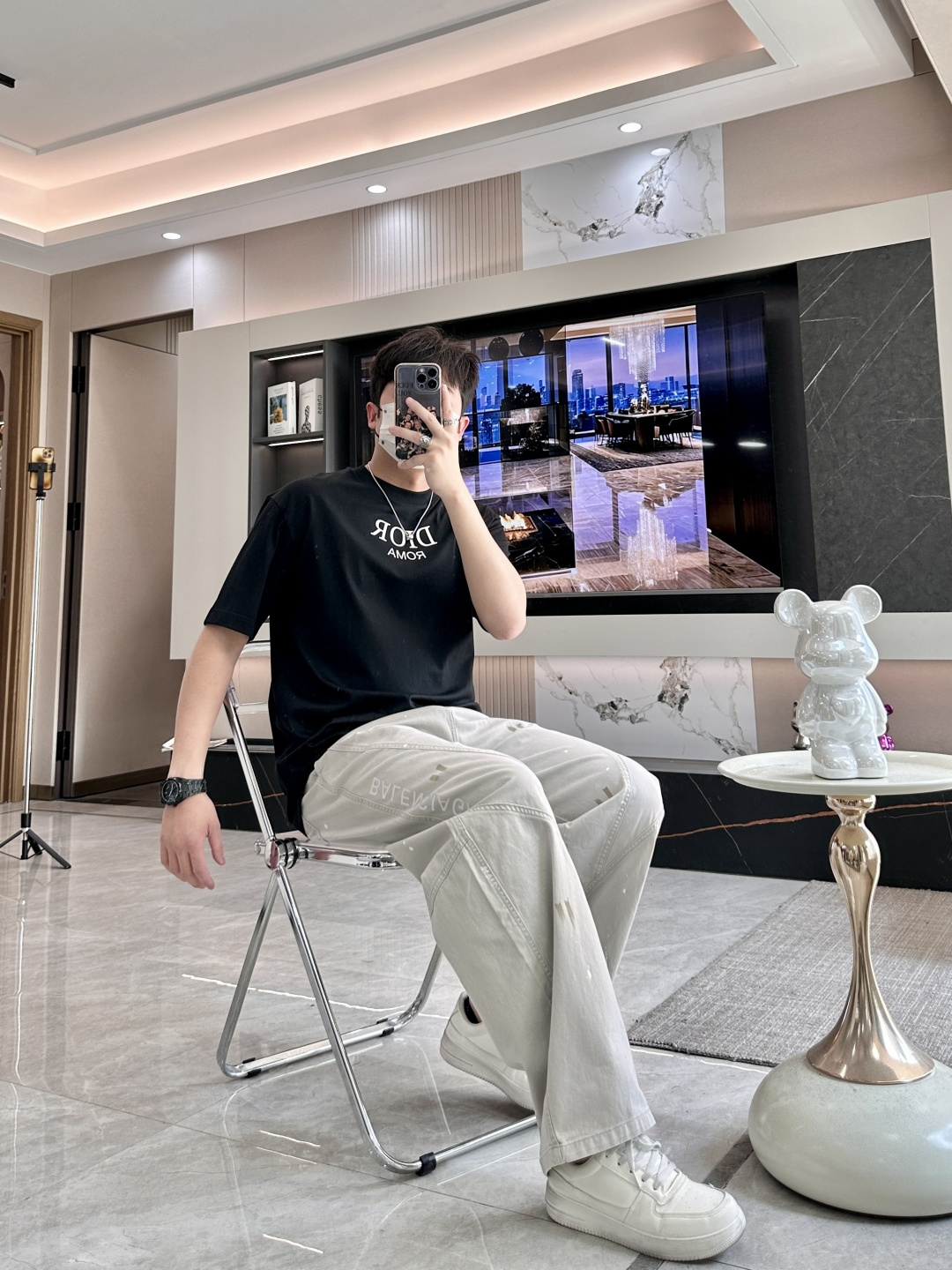 D奥 2026春夏新款首发专柜最新款短袖圆领T恤 高端订制 设计前卫时尚！品牌logo重工艺设计 高端定