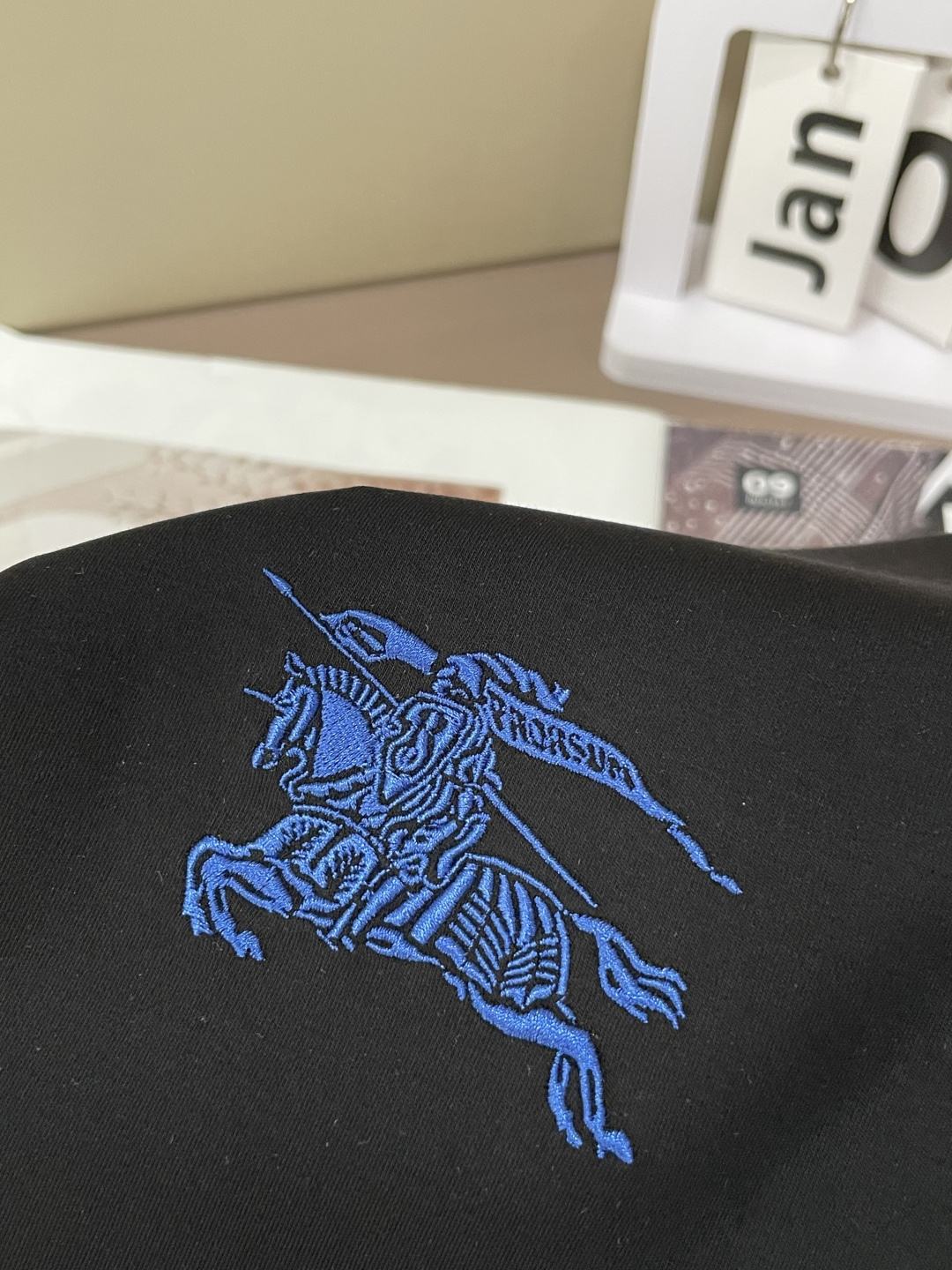 Bur 2026春夏新款首发专柜最新款短袖圆领T恤 高端订制 设计前卫时尚！品牌logo重工艺设计 高端