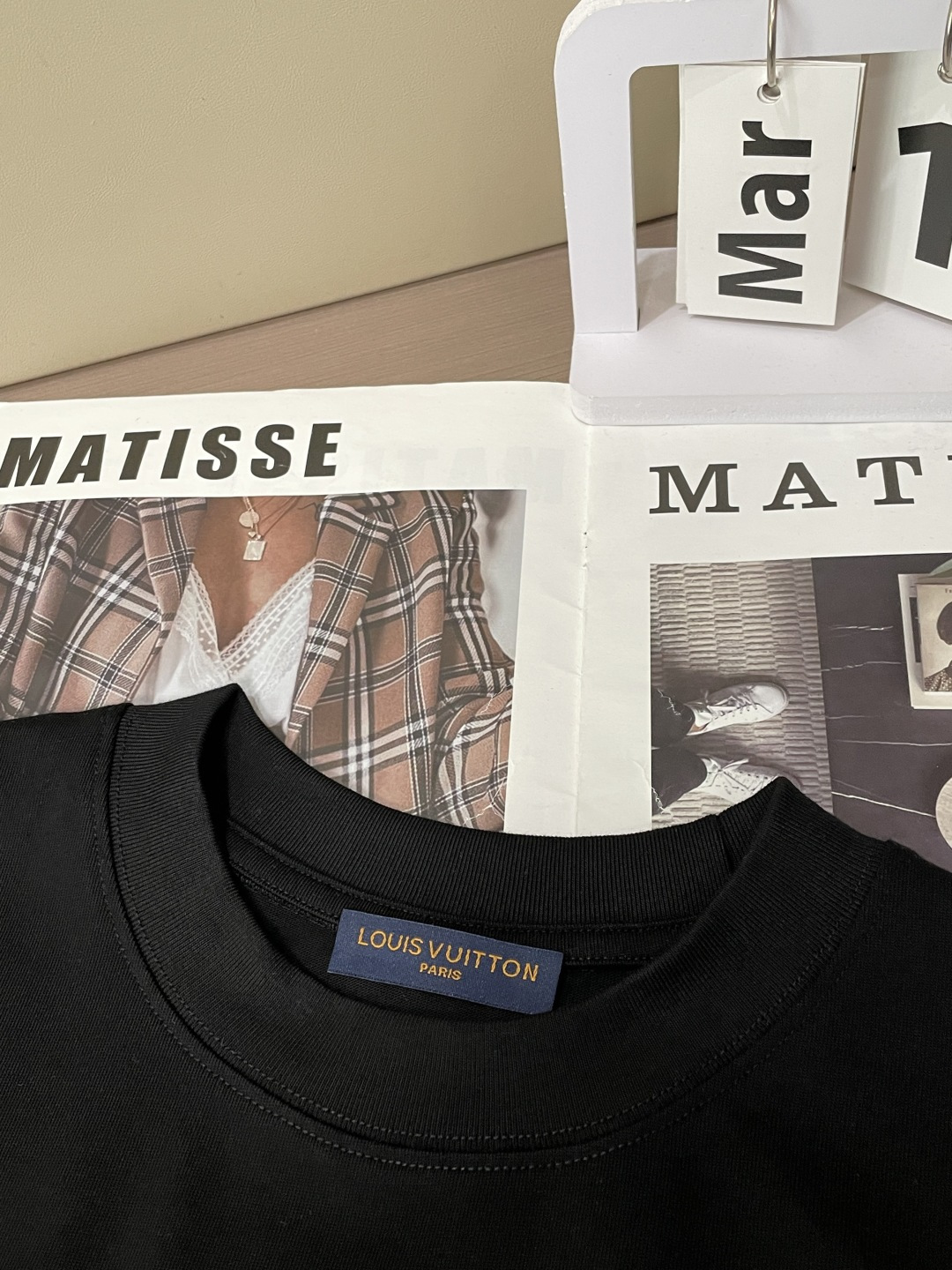 Lv2026春夏款/官网同步面料采用重磅纯棉精梳棉面料，OS宽松版型，上身版型超正！日常百搭，衣橱必备单