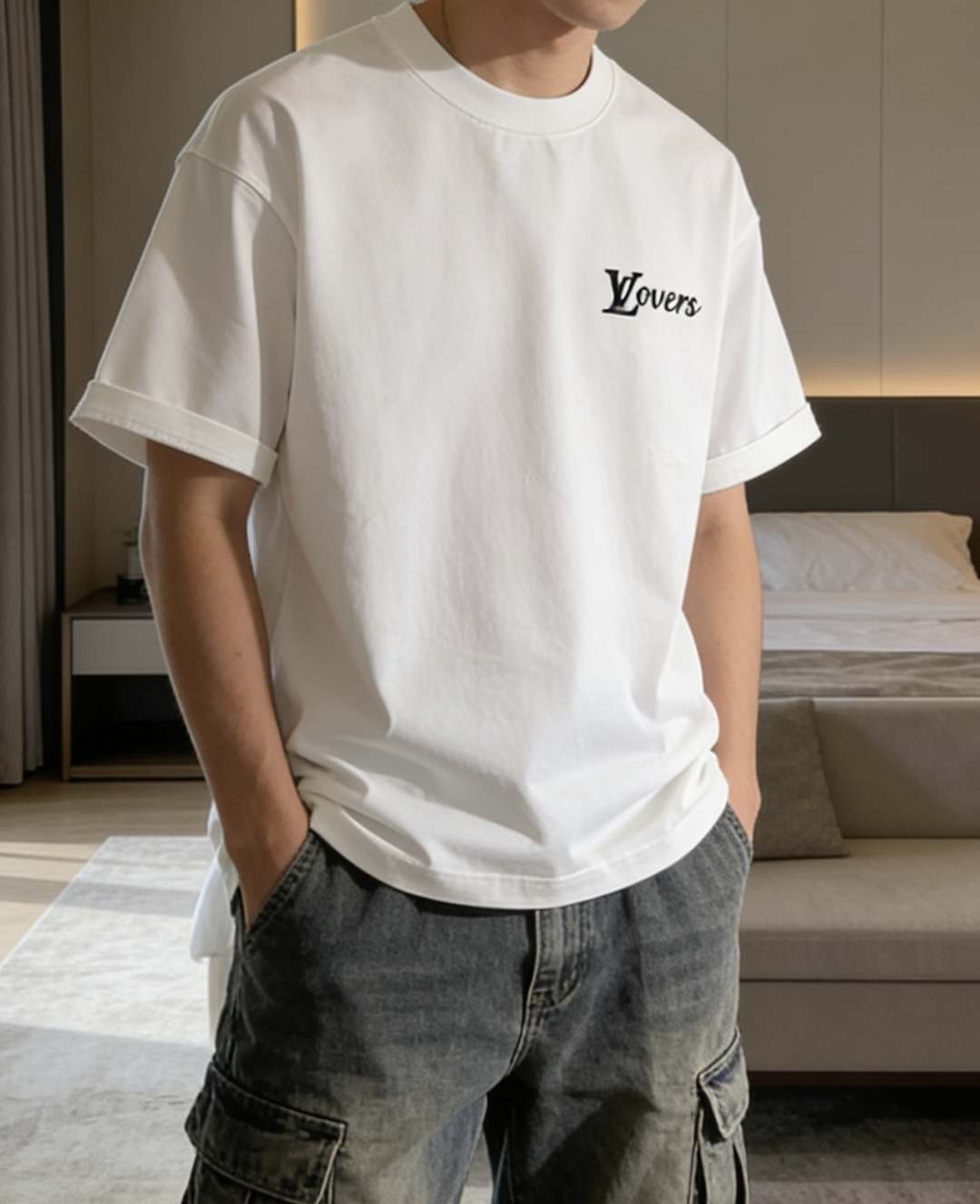 Lv2026春夏款/官网同步面料采用重磅纯棉精梳棉面料，OS宽松版型，上身版型超正！日常百搭，衣橱必备单