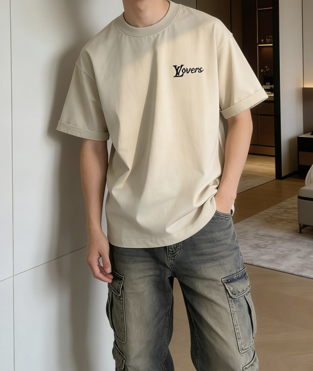 Lv2026春夏款/官网同步面料采用重磅纯棉精梳棉面料，OS宽松版型，上身版型超正！日常百搭，衣橱必备单