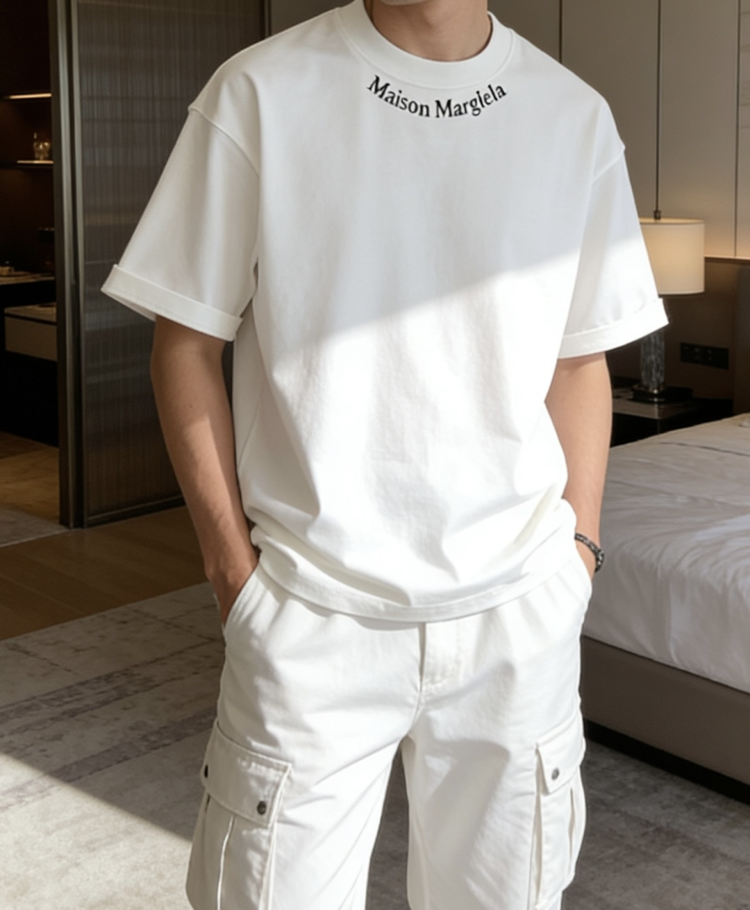 马吉拉2026春夏款/官网同步面料采用重磅纯棉精梳棉面料，OS宽松版型，上身版型超正！日常百搭，衣橱必备