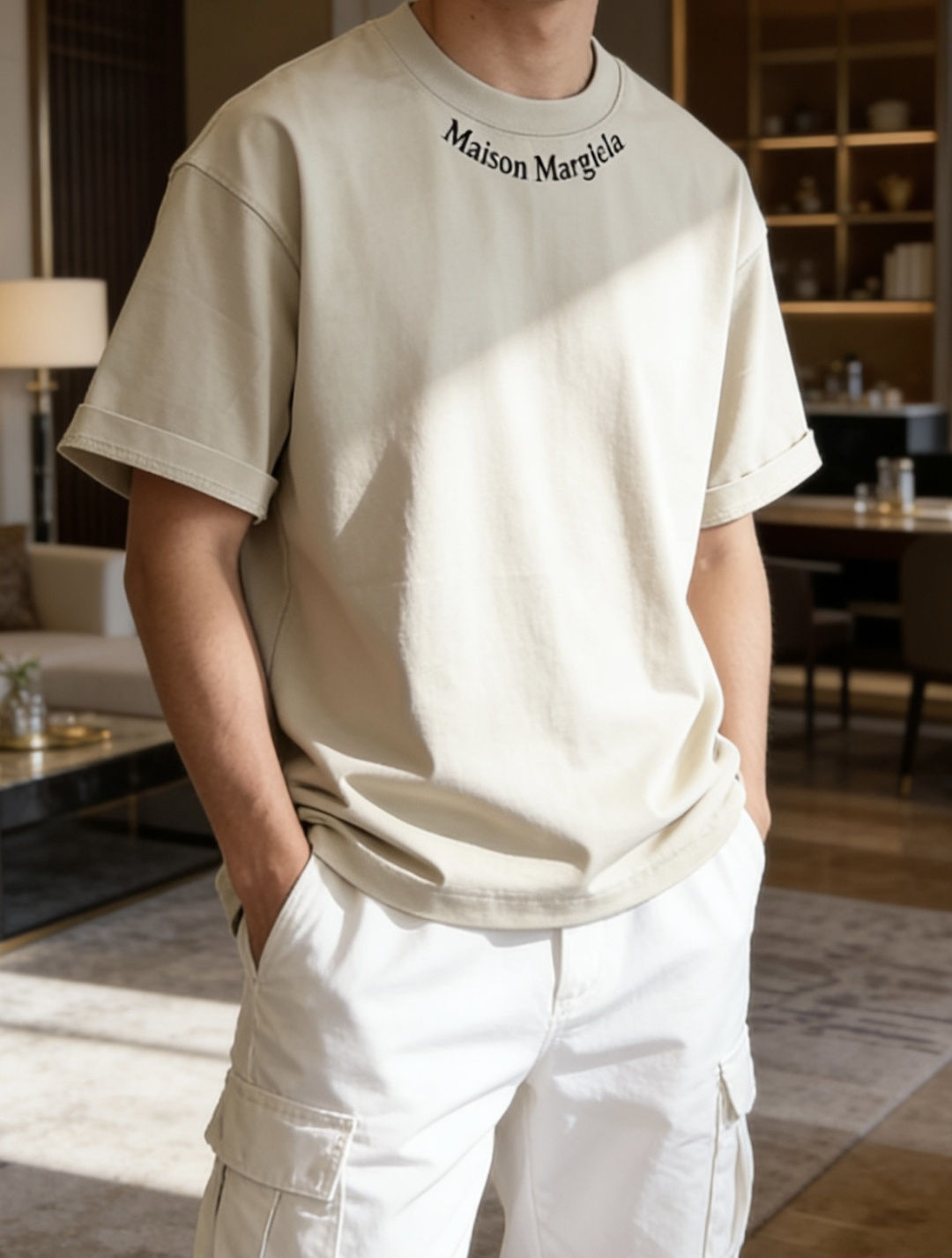 马吉拉2026春夏款/官网同步面料采用重磅纯棉精梳棉面料，OS宽松版型，上身版型超正！日常百搭，衣橱必备