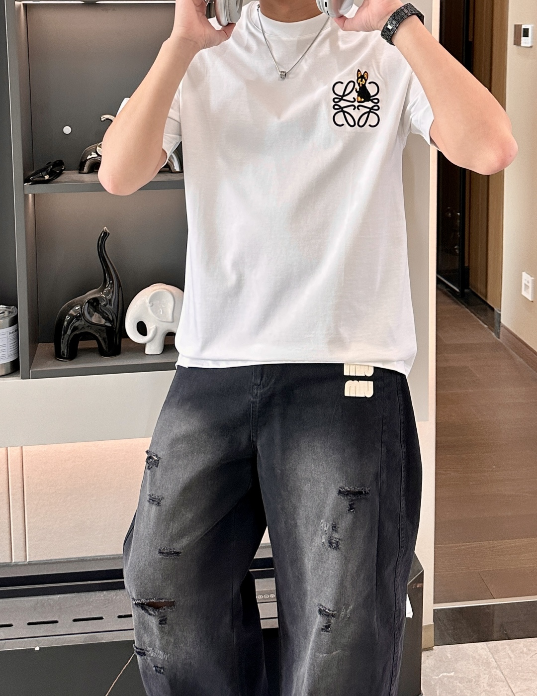 Loewe 2026春夏新款首发专柜最新款短袖圆领T恤 高端订制 设计前卫时尚！品牌logo重工艺设计 