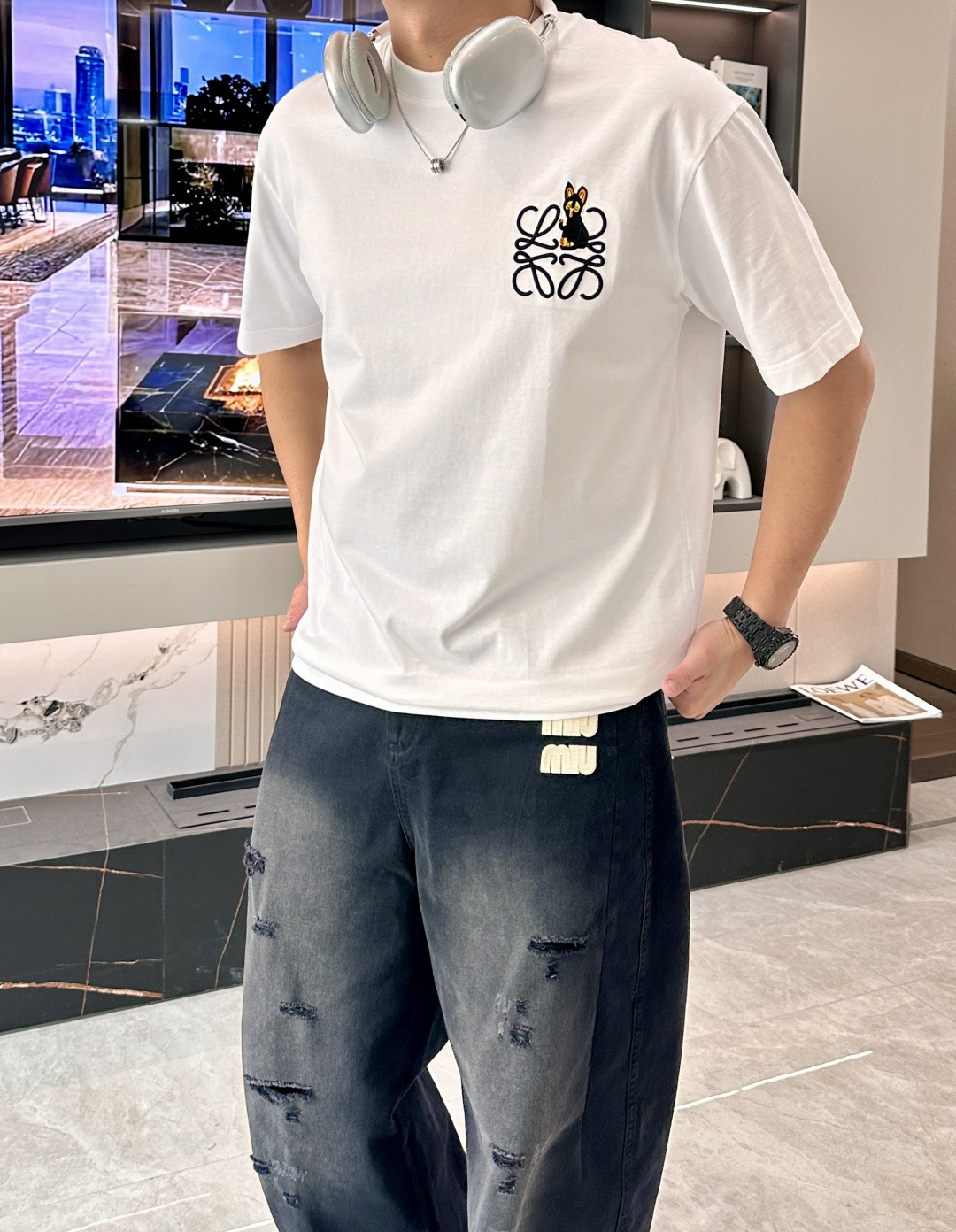 Loewe 2026春夏新款首发专柜最新款短袖圆领T恤 高端订制 设计前卫时尚！品牌logo重工艺设计 