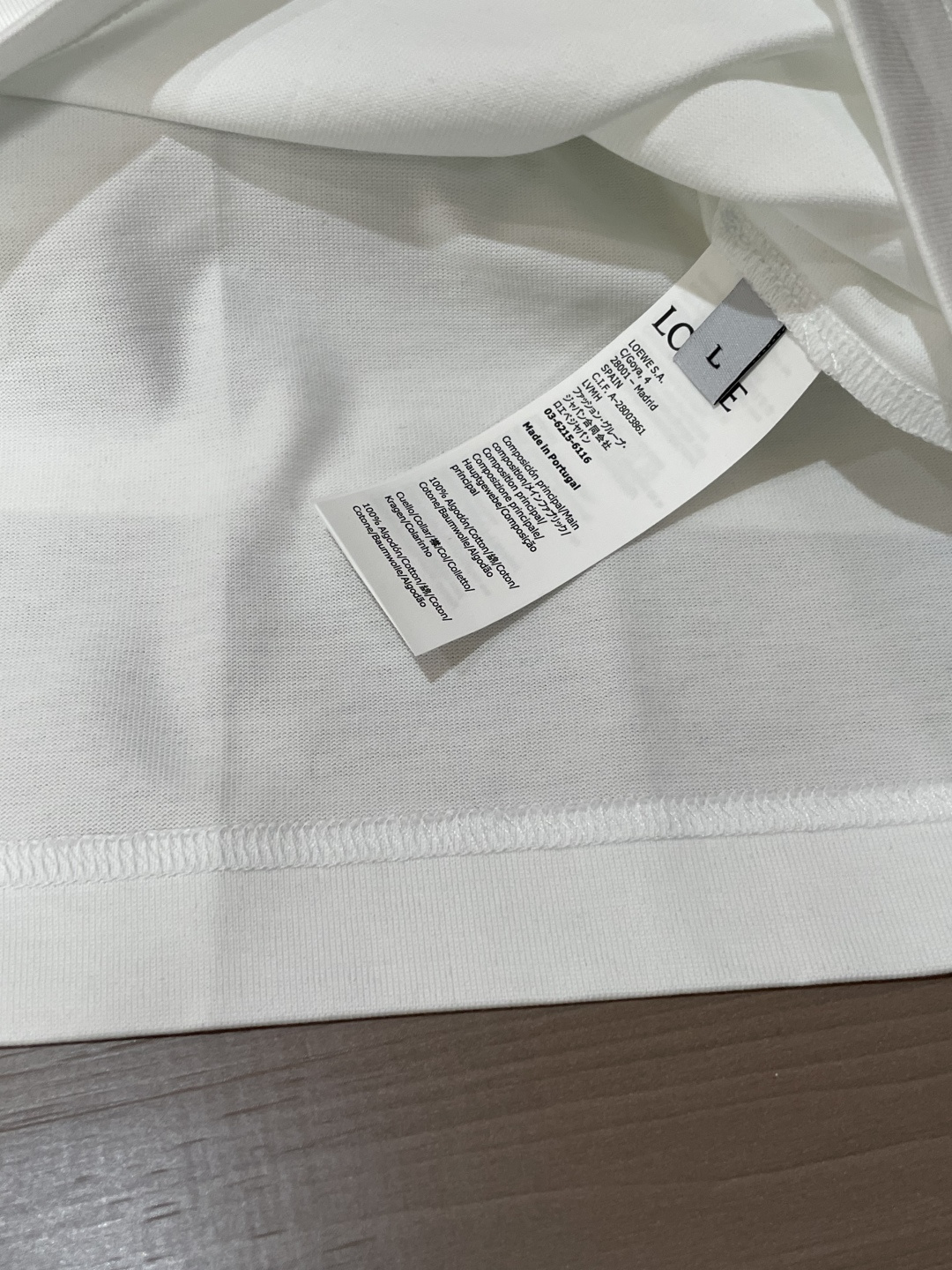 Loewe 2026春夏新款首发专柜最新款短袖圆领T恤 高端订制 设计前卫时尚！品牌logo重工艺设计 