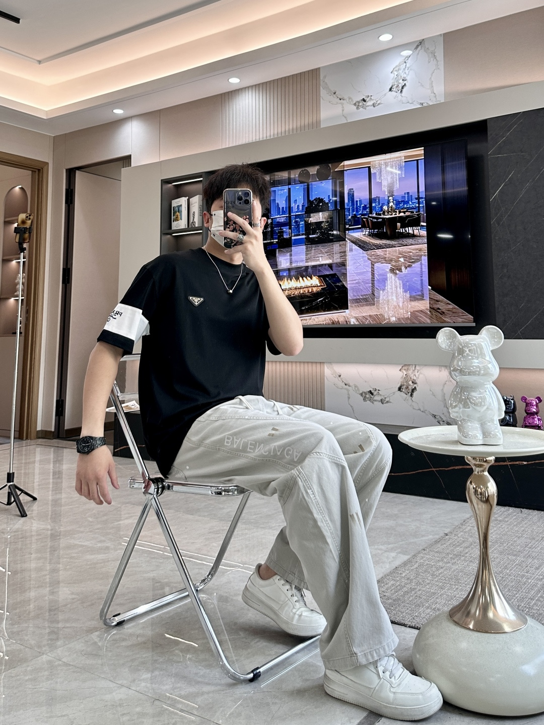 Prad 2026春夏新款首发专柜最新款短袖圆领T恤 高端订制 设计前卫时尚！品牌logo重工艺设计 高