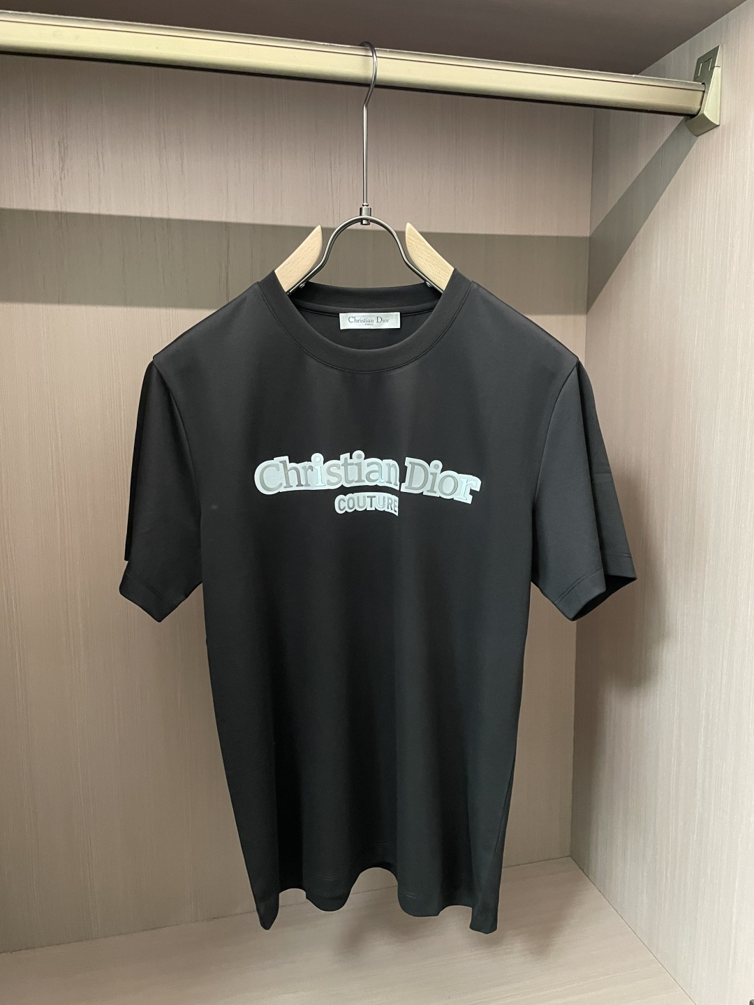 D奥 2026ss夏装新品 专柜在售 最新系列图案logo短袖T恤 必须人手一件的节奏！进口顶极丝光棉面