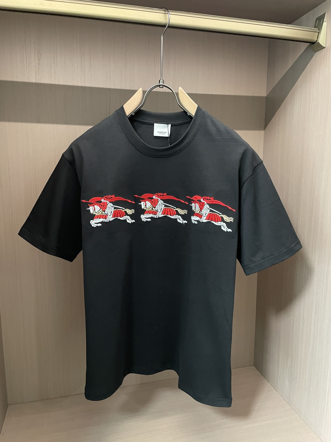 Bur 官网同款 官网同款 官网同款⚠️重磅推荐！2026ss夏装新品 专柜在售 最新系列图案logo短